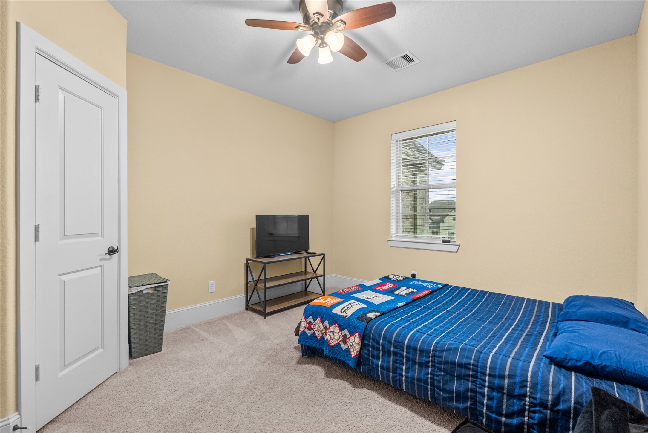 1805 Sterling Creek Drive Property Photo 34