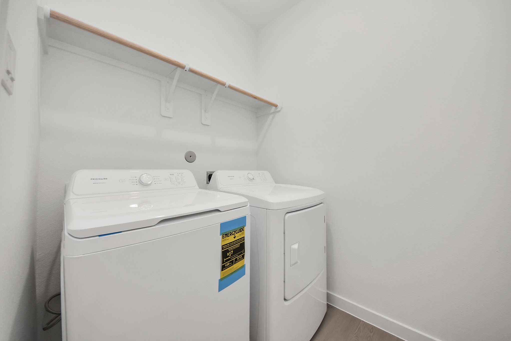 31502 San Floro Drive Property Photo 6