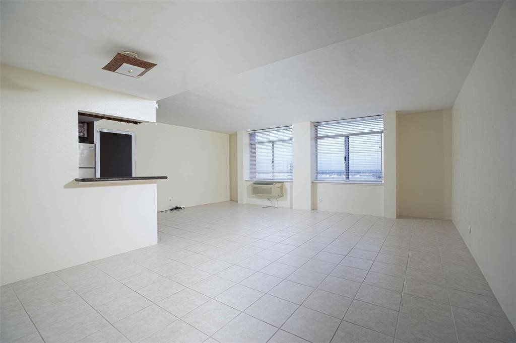 7520 Hornwood Drive 808 Property Photo 14