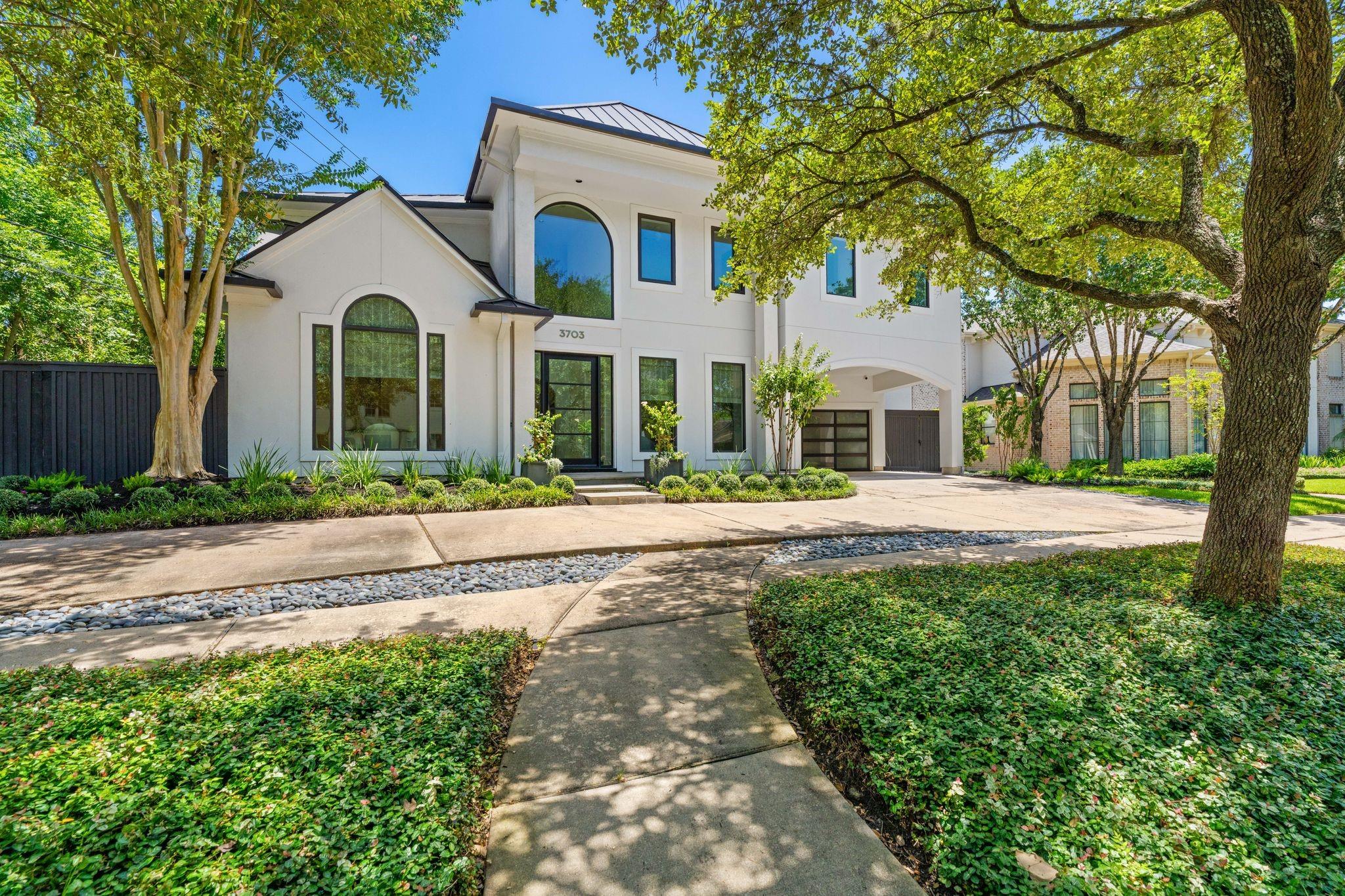 3703 Wroxton Road, West University Place Tx 77005 Property Photo 1