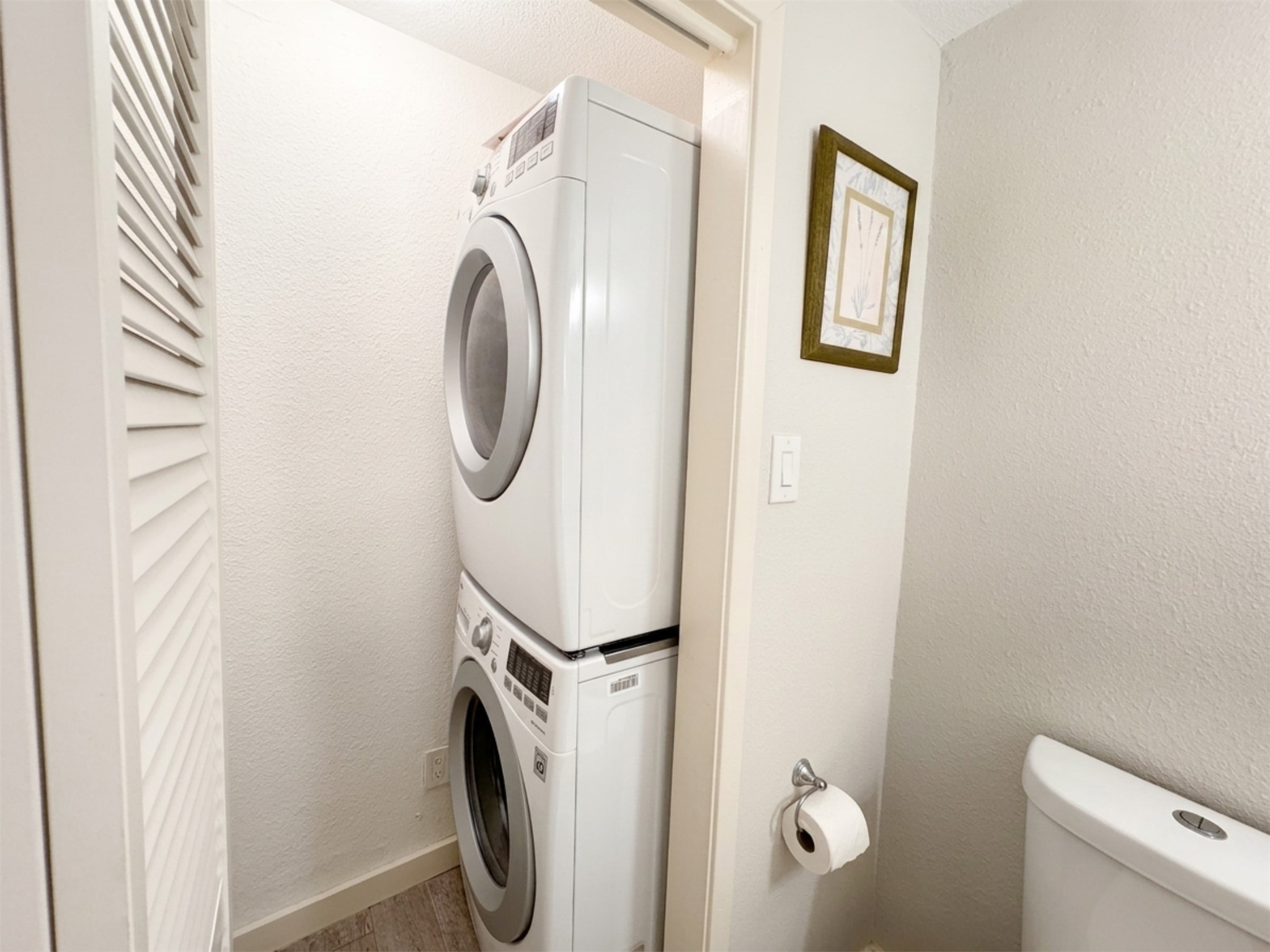 1881 Bering Drive 58 Property Photo 10