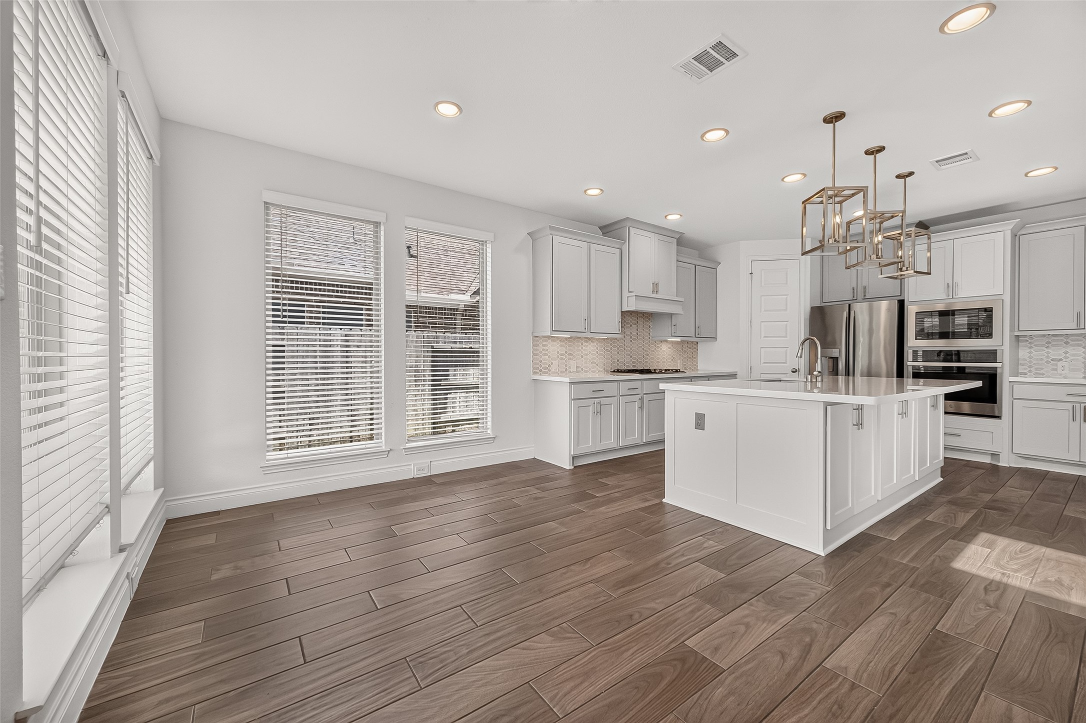25109 Pinebrook Grove Lane Property Photo 12