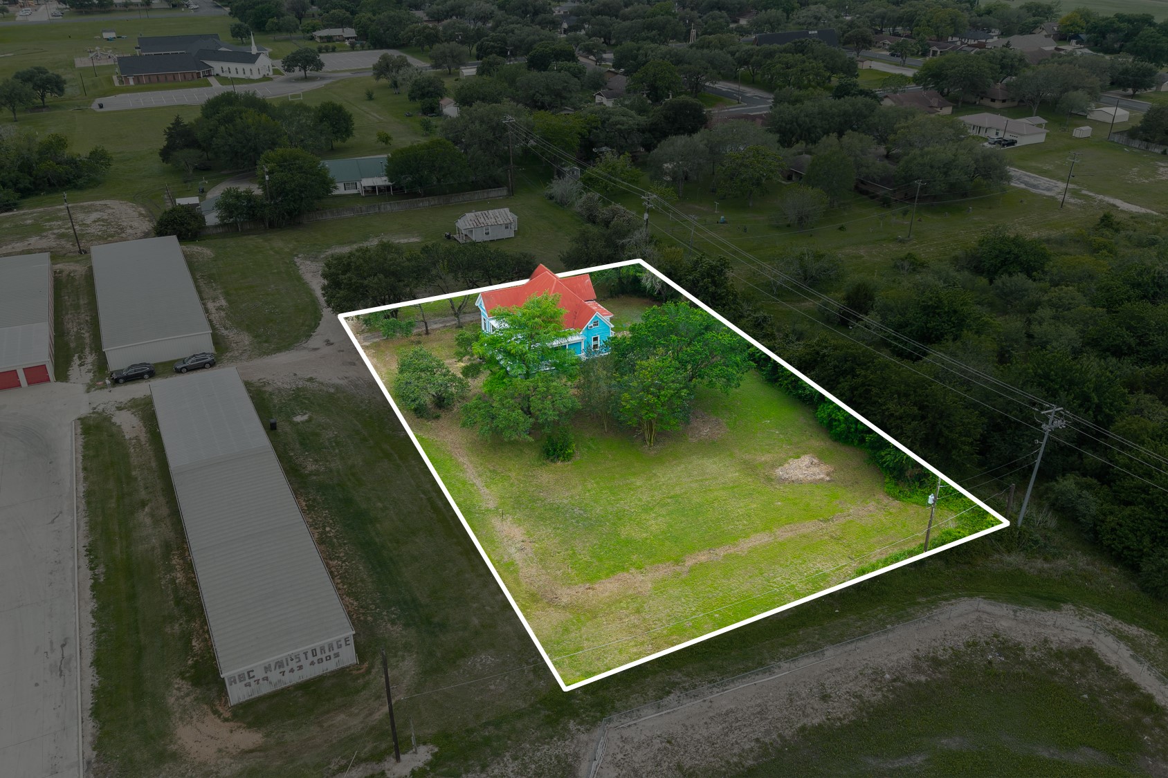 501 Mish Mash Mall Lane Property Photo 2