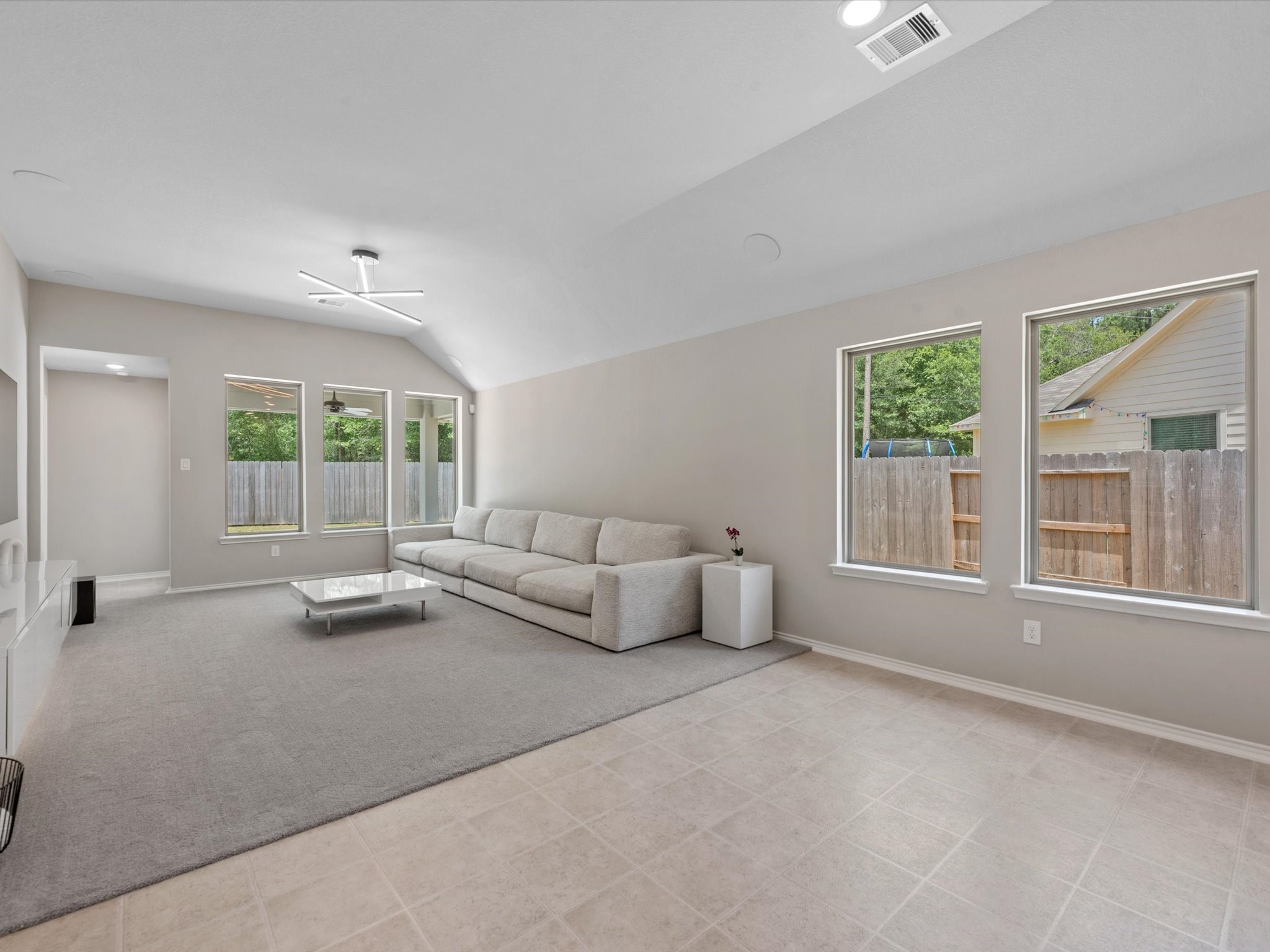 2901 Yaupon Grove Lane Property Photo 7