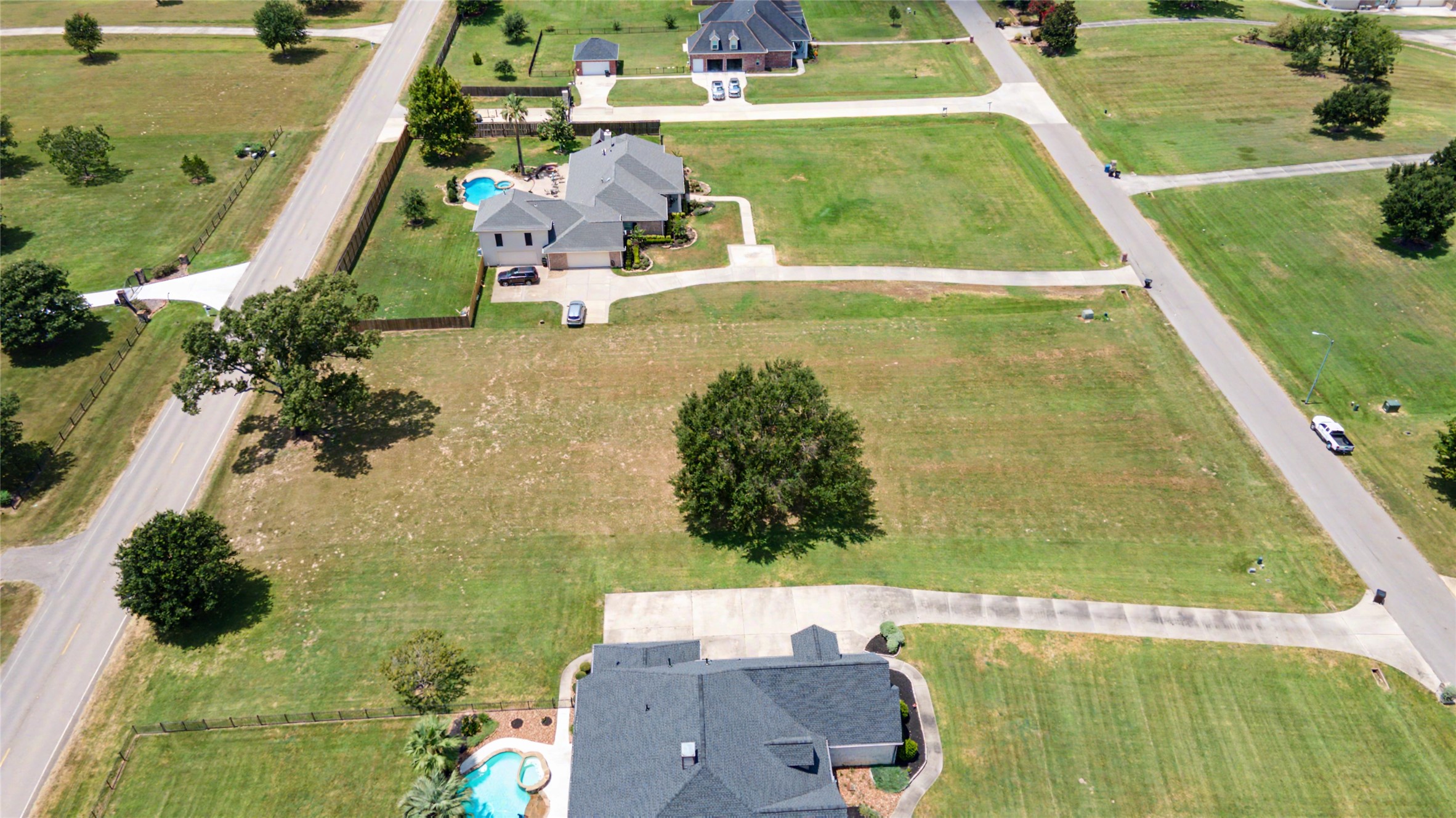 18937 Harbor Side Boulevard Property Photo 6