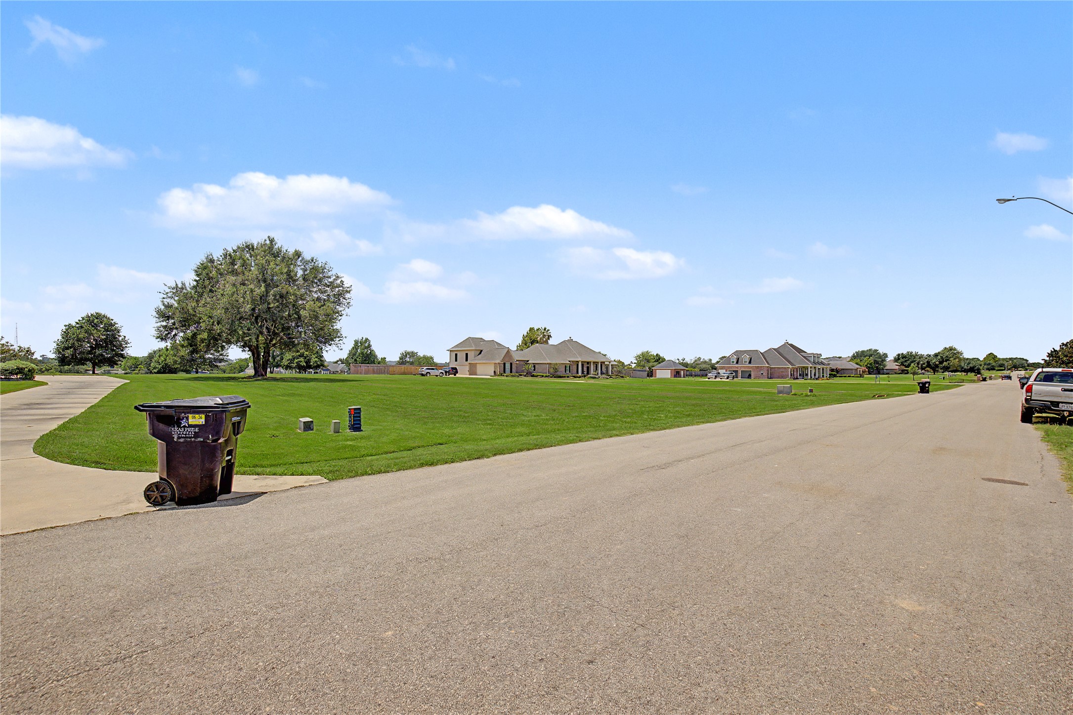 18937 Harbor Side Boulevard Property Photo 13