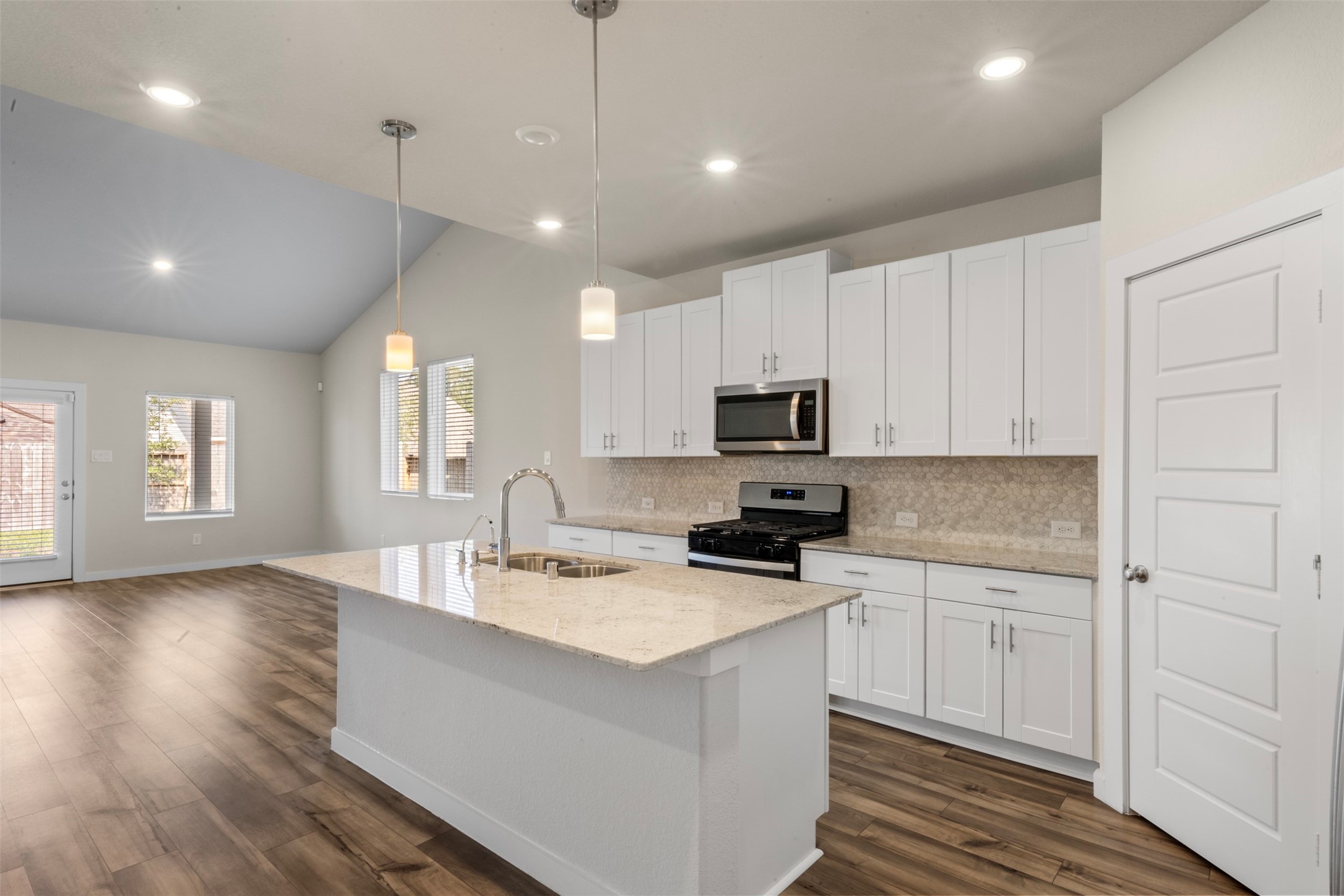 1506 King Ranch Road Property Photo 6