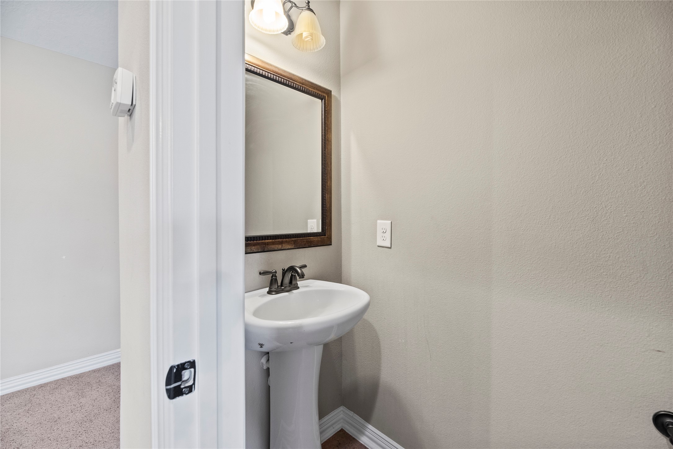 21735 E Carolina Green Drive Property Photo 10
