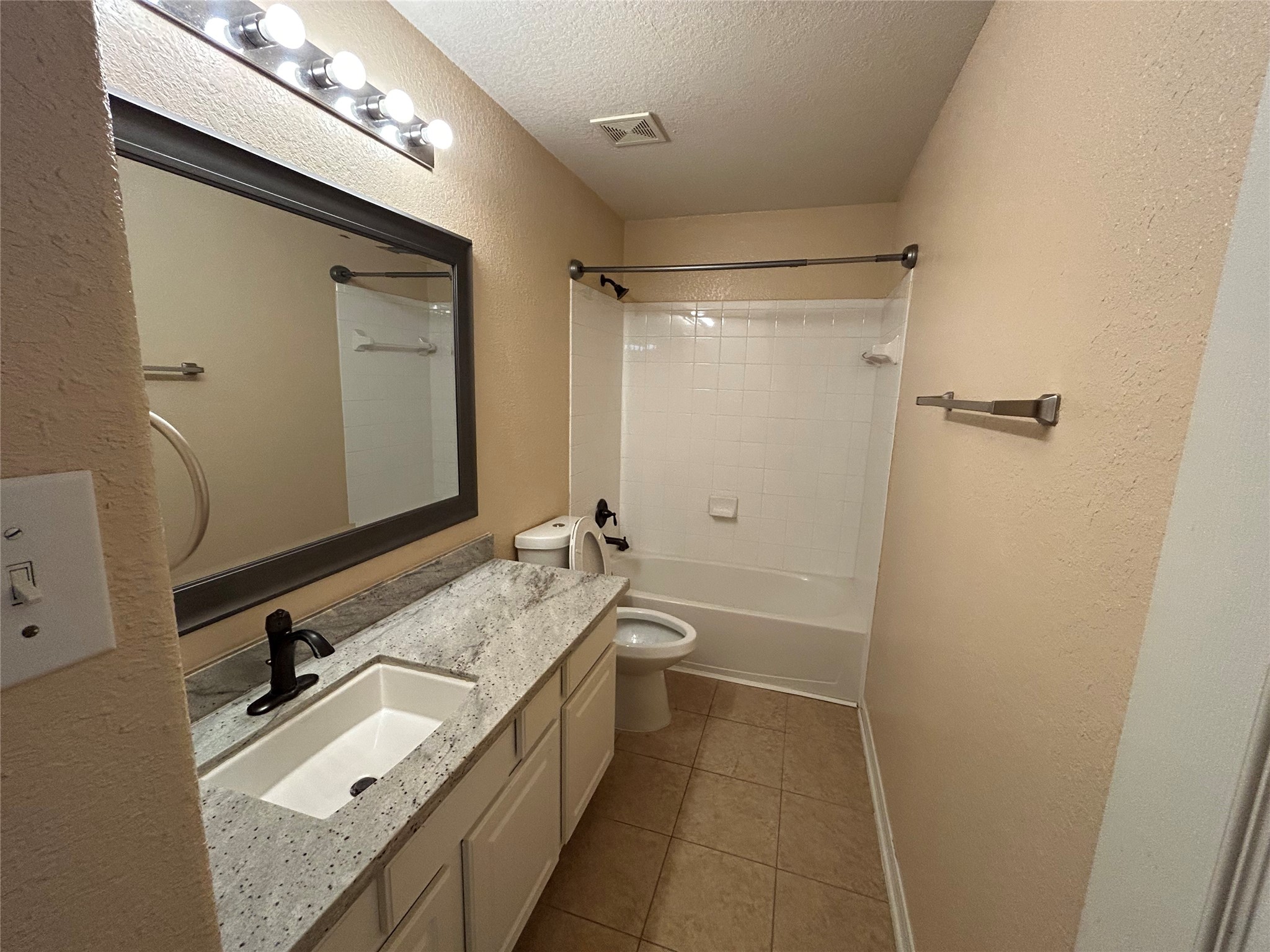8911 Silent Willow Lane Property Photo 26
