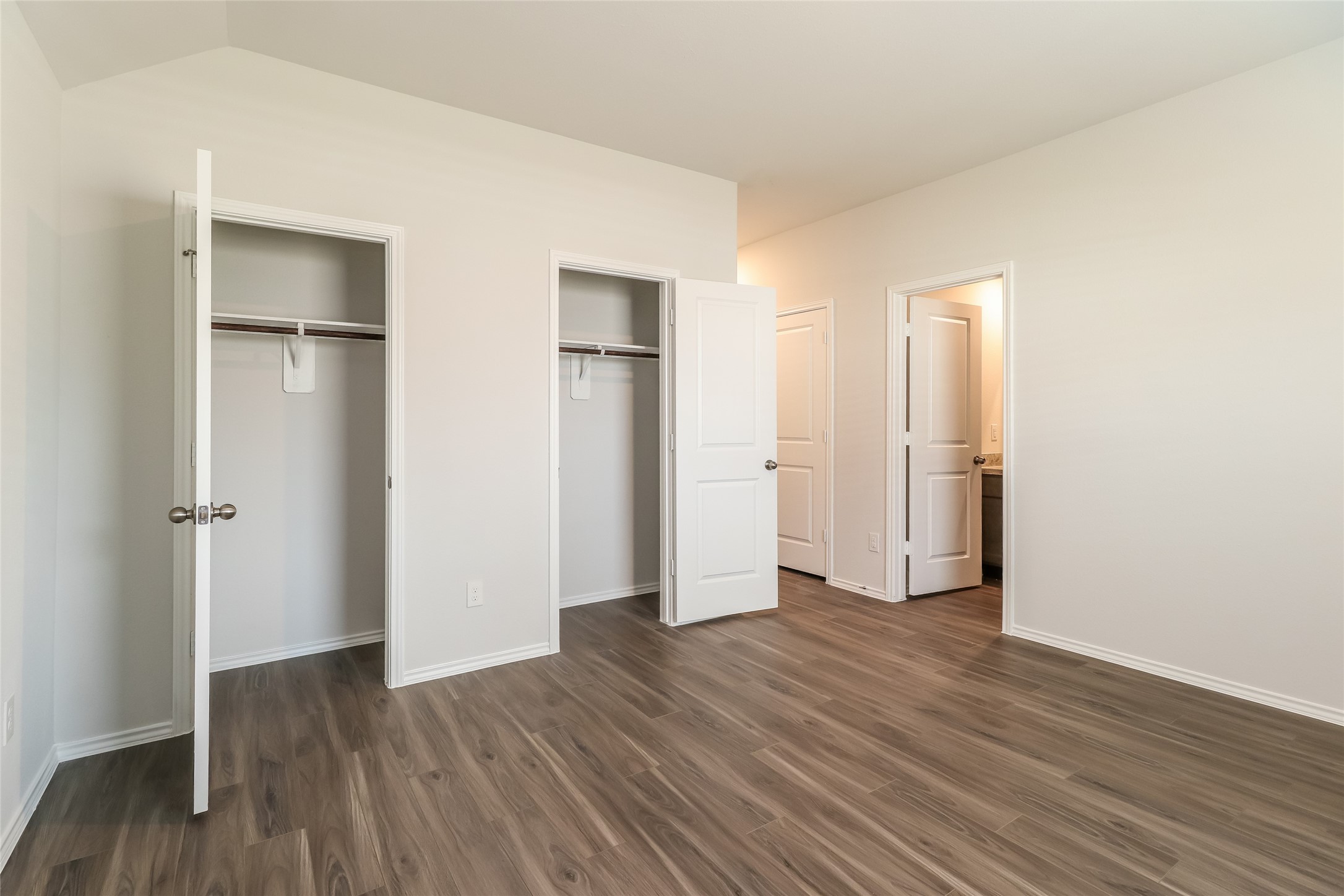 2465 Carp Drive Property Photo 12
