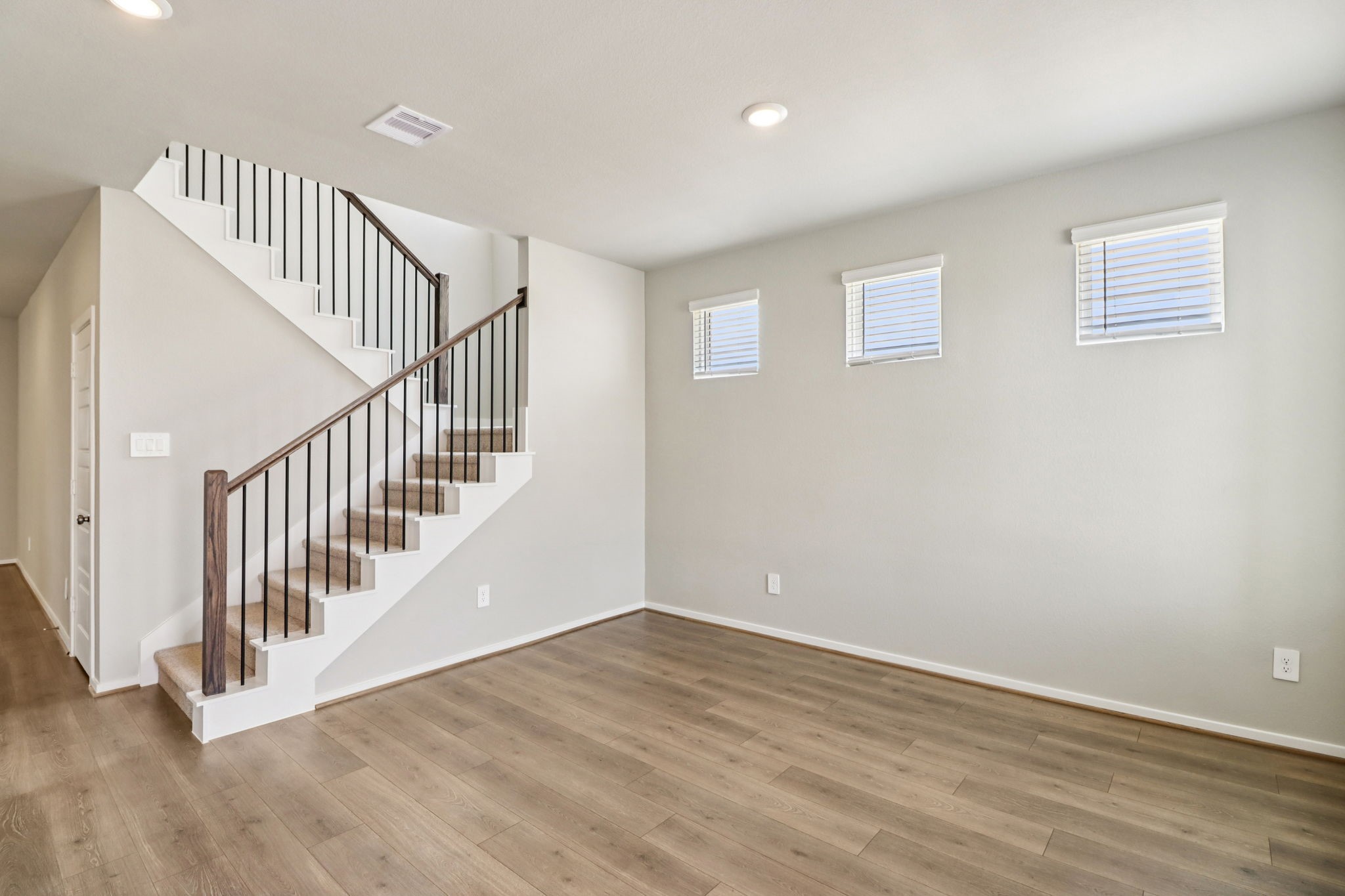 5124 Redbud Valley Drive Property Photo 4