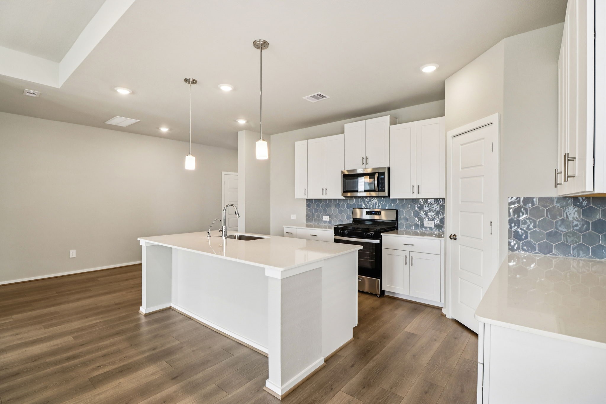 5124 Redbud Valley Drive Property Photo 14