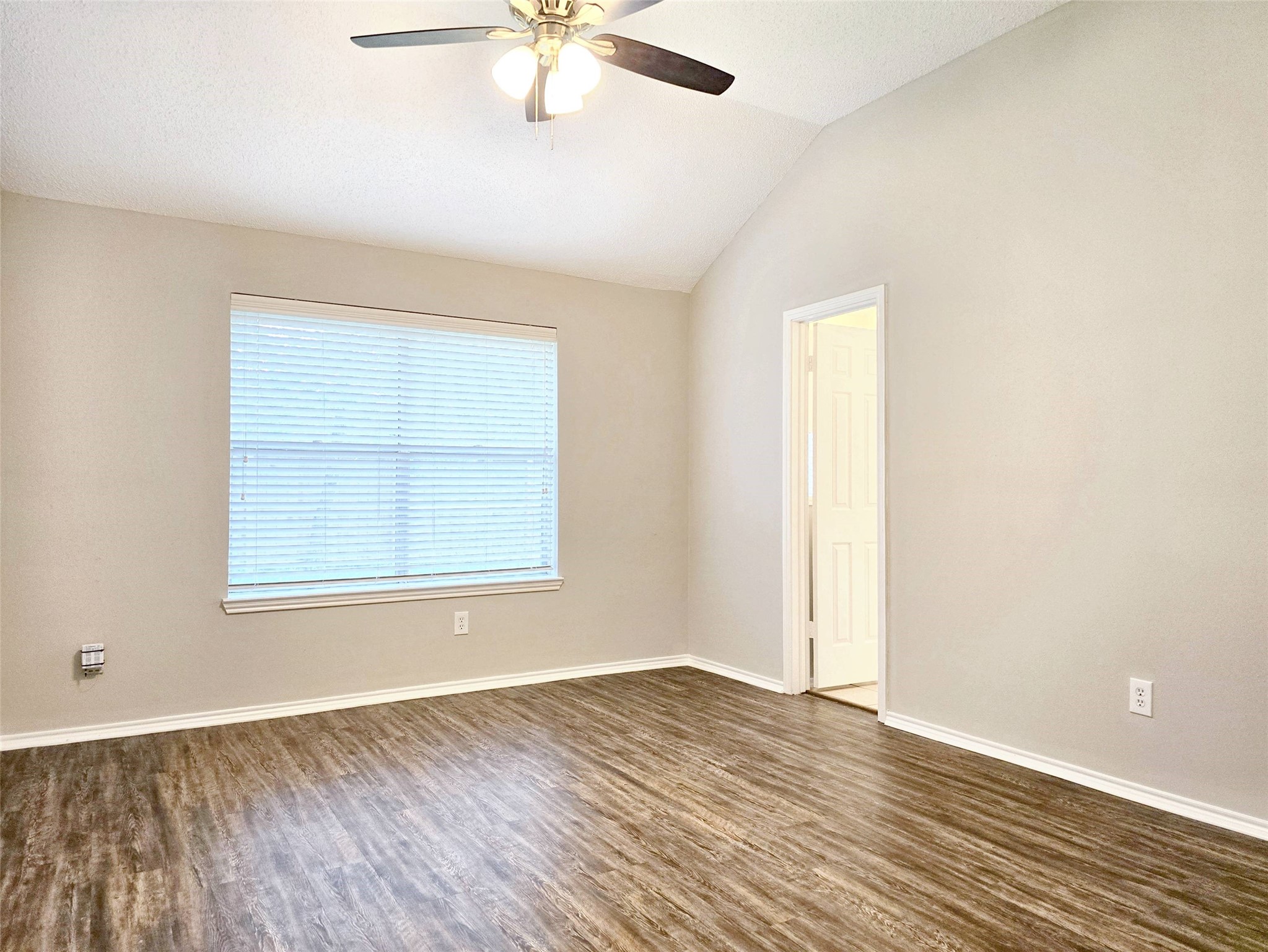 9215 Newkay Lane Property Photo 13