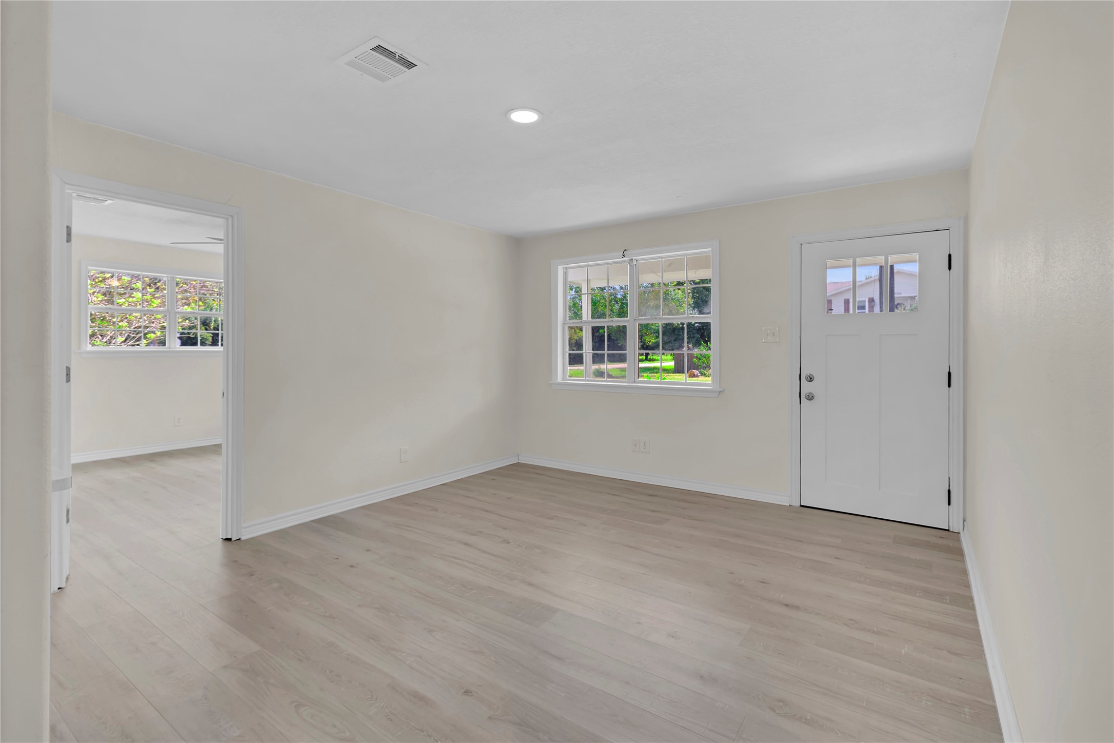 7220 Moore Property Photo 5