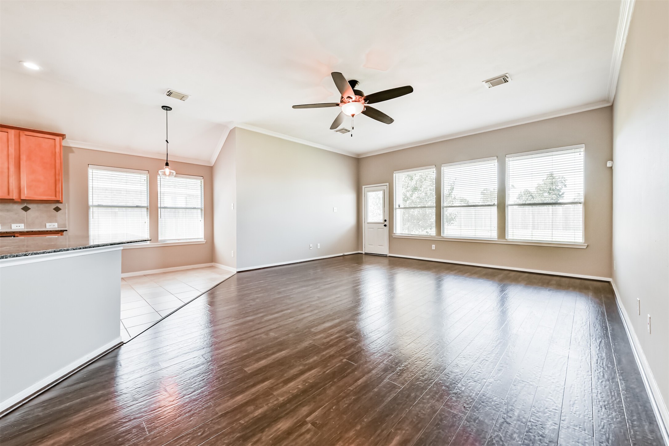 13719 Rolling River Lane Property Photo 4