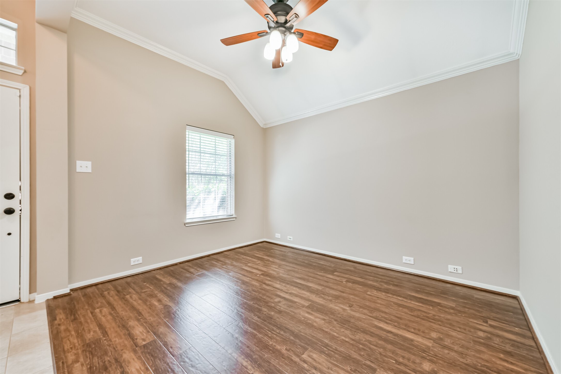 13719 Rolling River Lane Property Photo 13