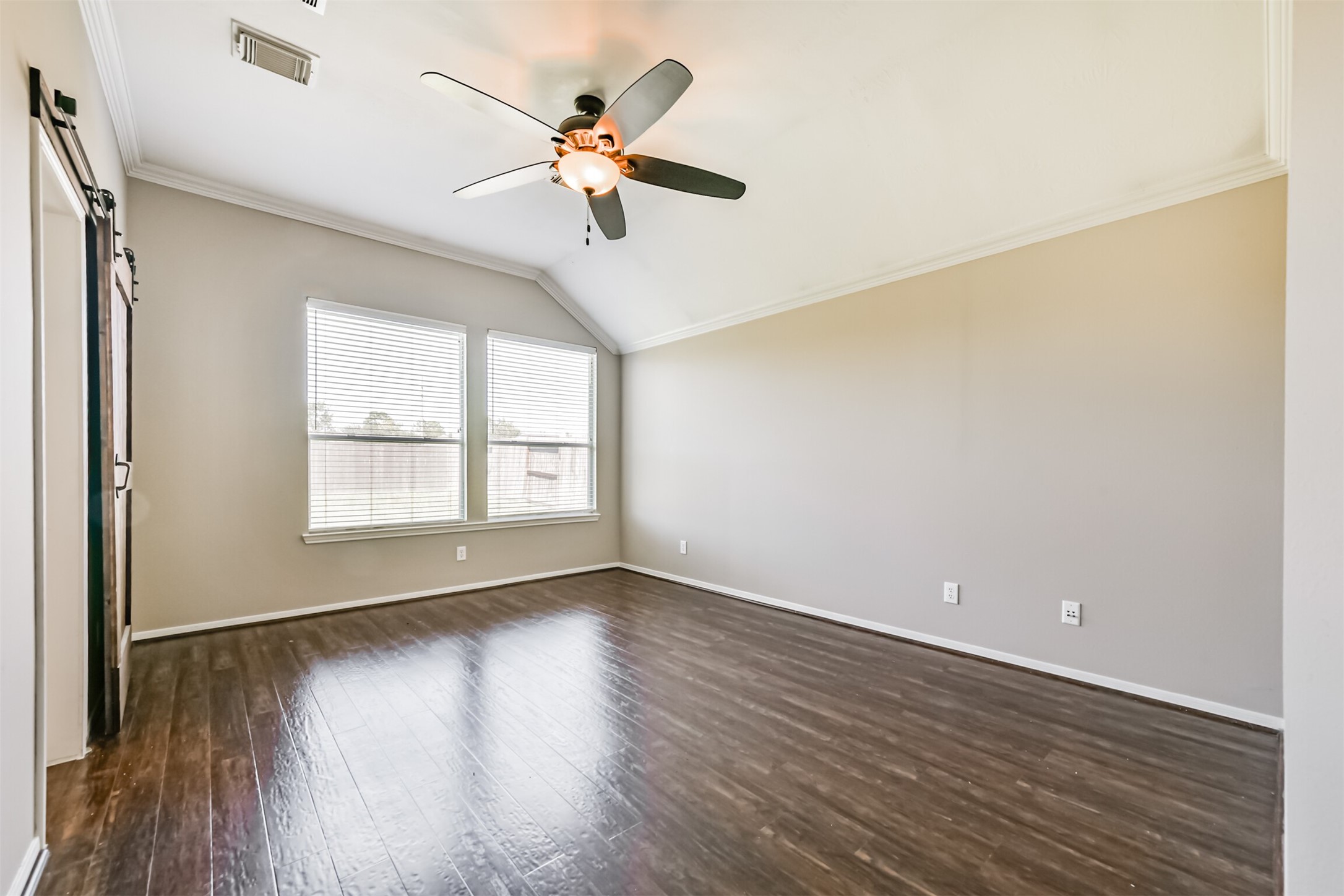 13719 Rolling River Lane Property Photo 18