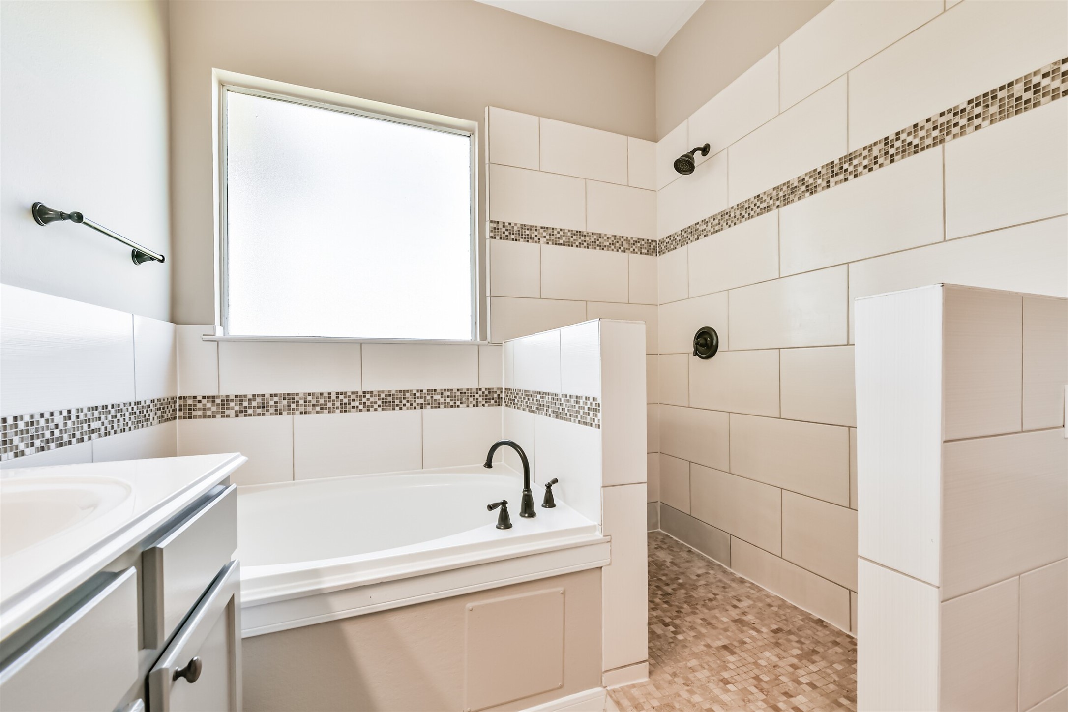 13719 Rolling River Lane Property Photo 21