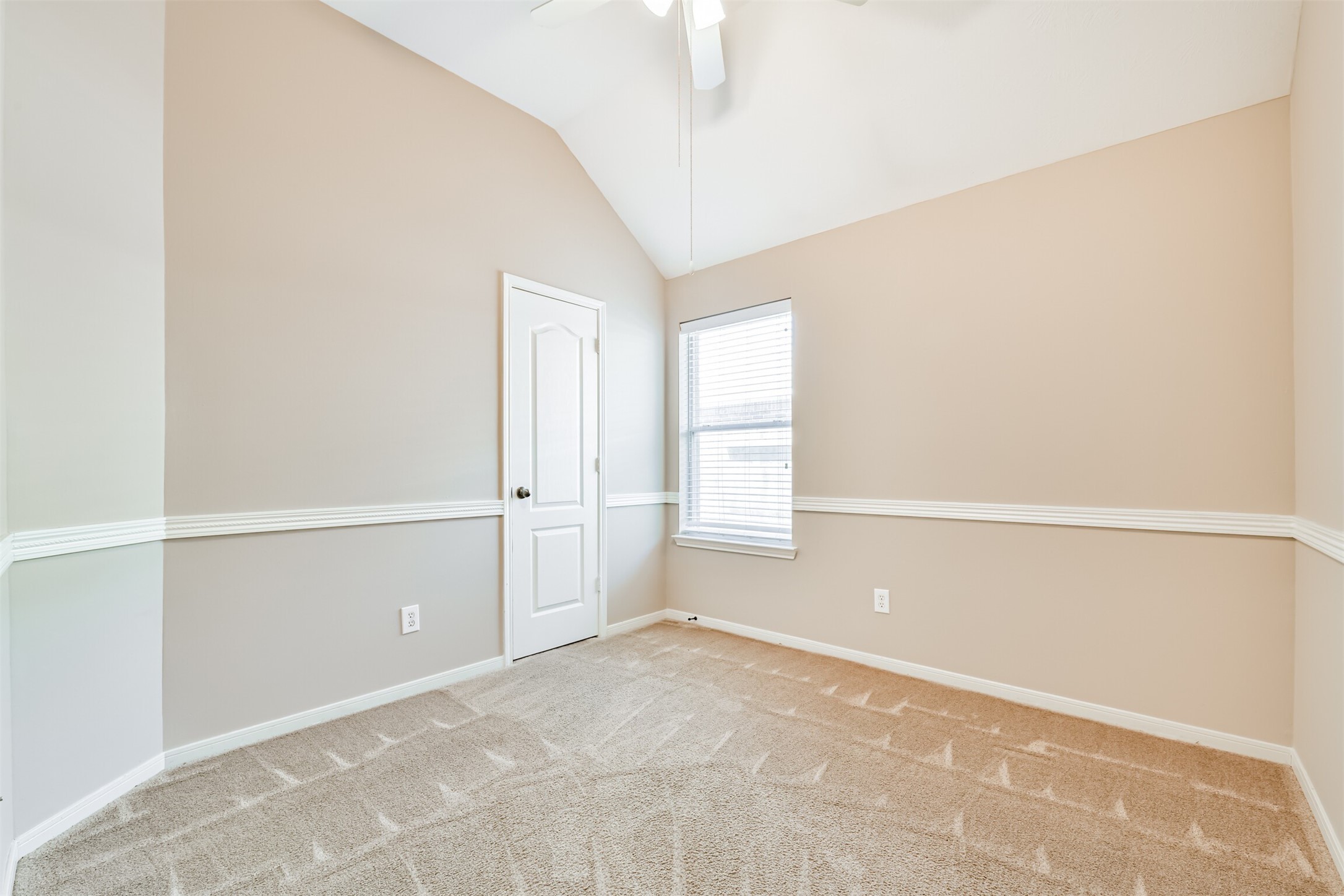 13719 Rolling River Lane Property Photo 26
