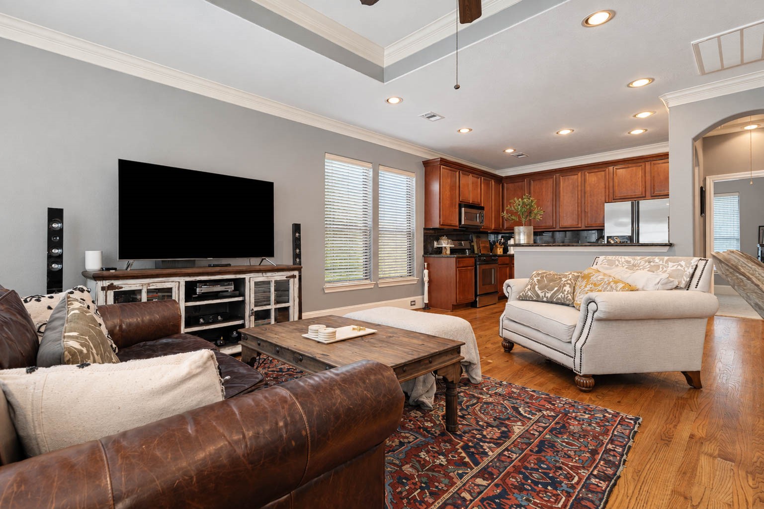 1316 Studer Street Property Photo 10