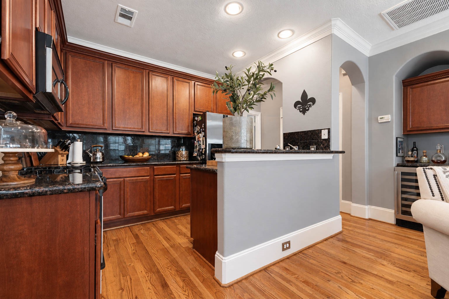 1316 Studer Street Property Photo 11