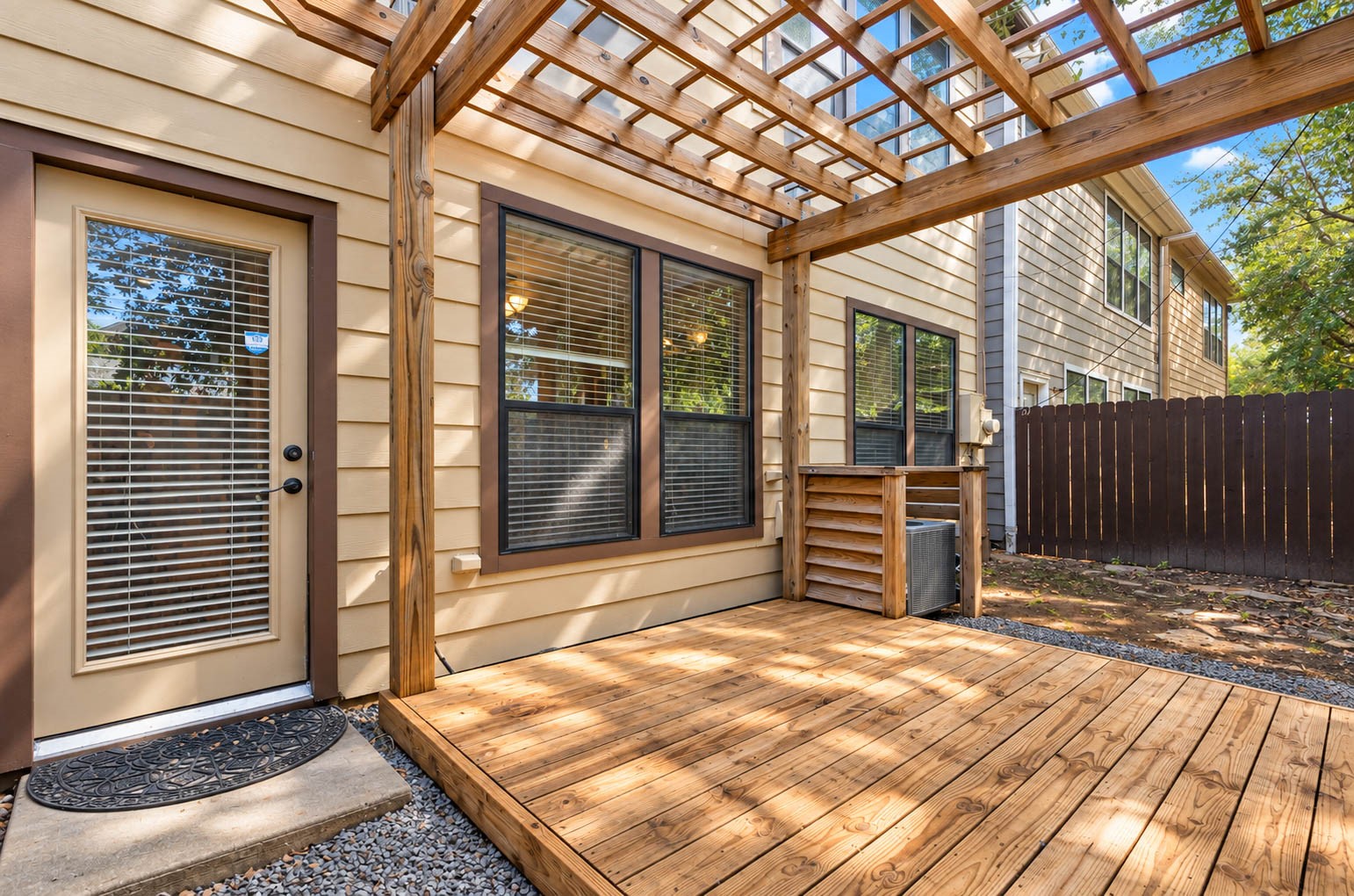 1316 Studer Street Property Photo 26