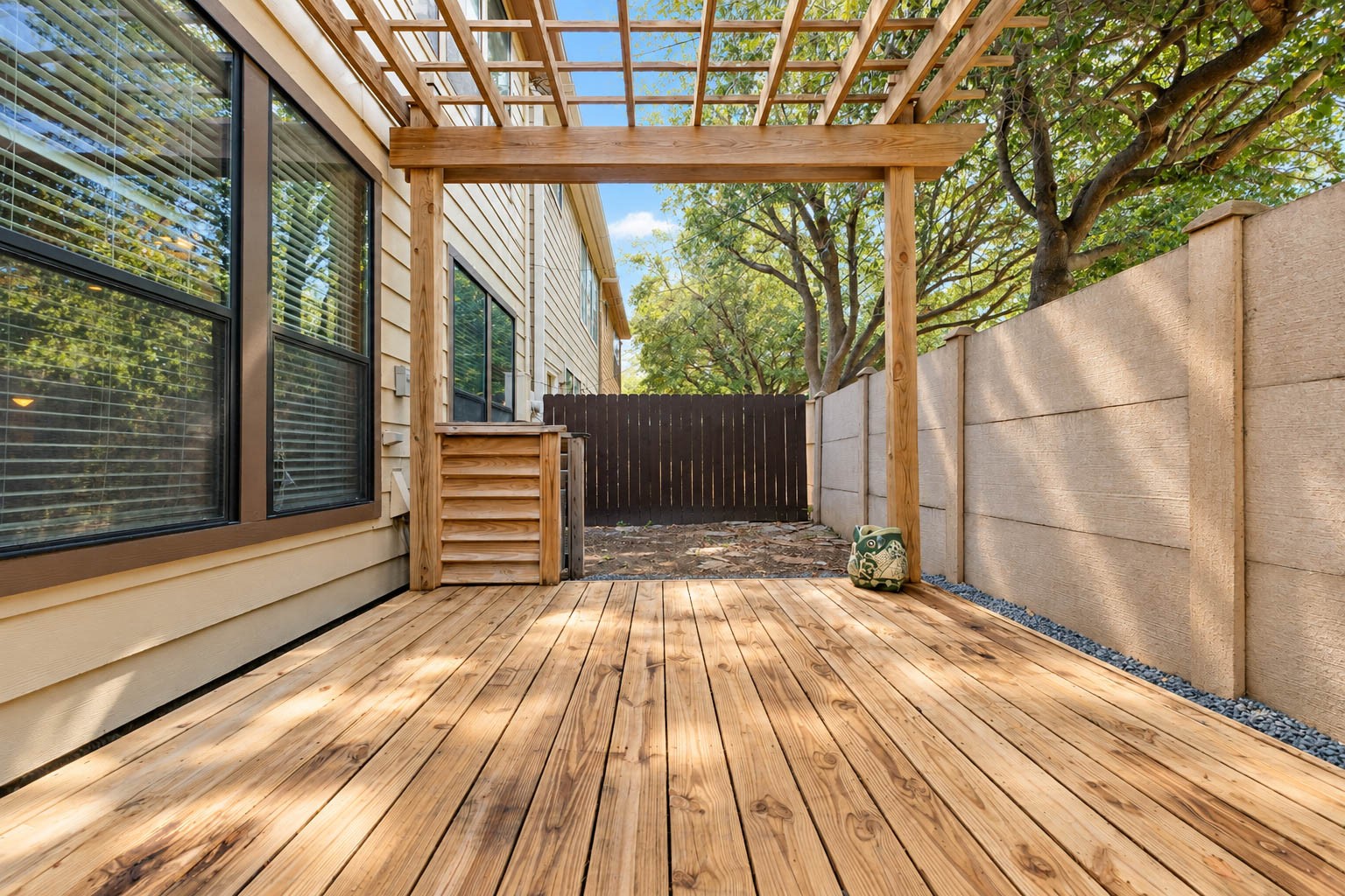 1316 Studer Street Property Photo 27