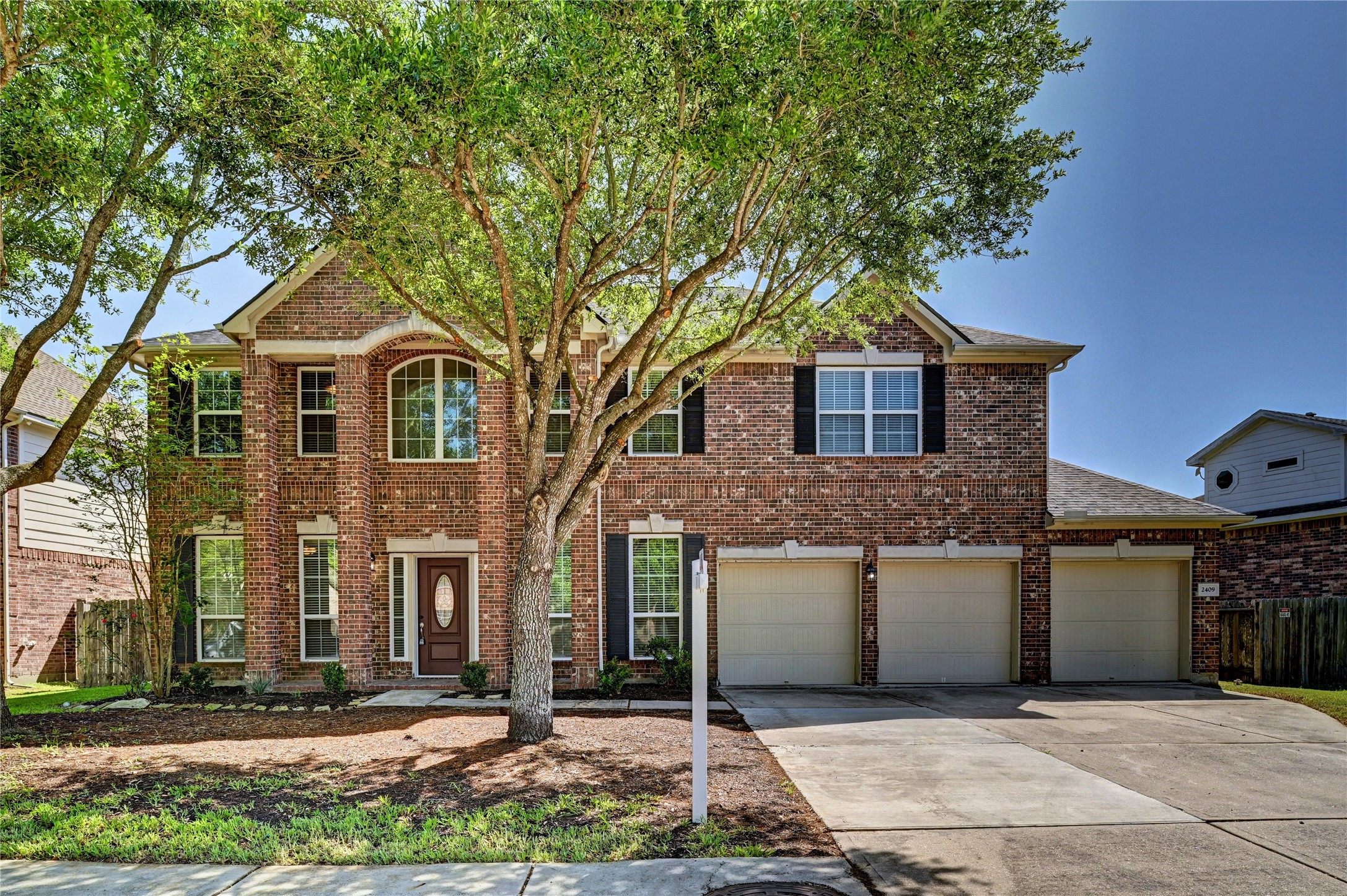 2409 Shorebrook Drive Property Photo
