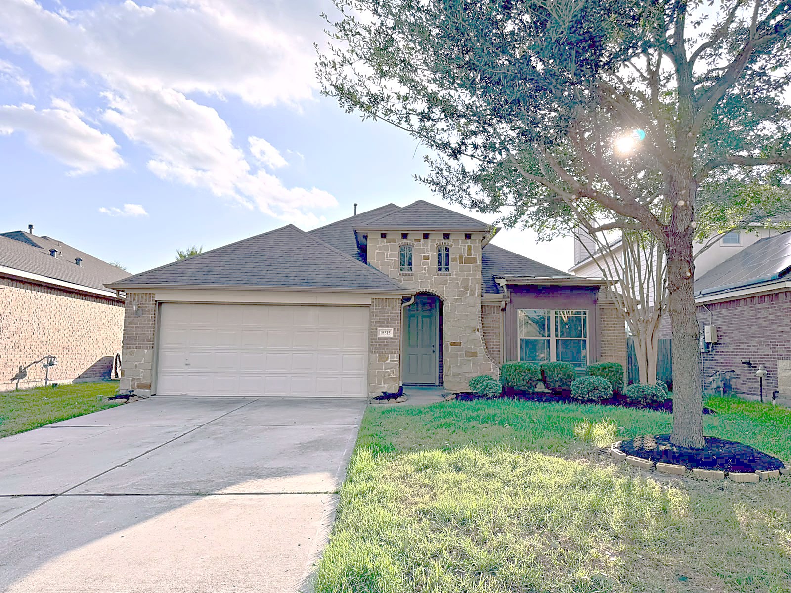 18515 Royal Mist Ln Property Photo 1