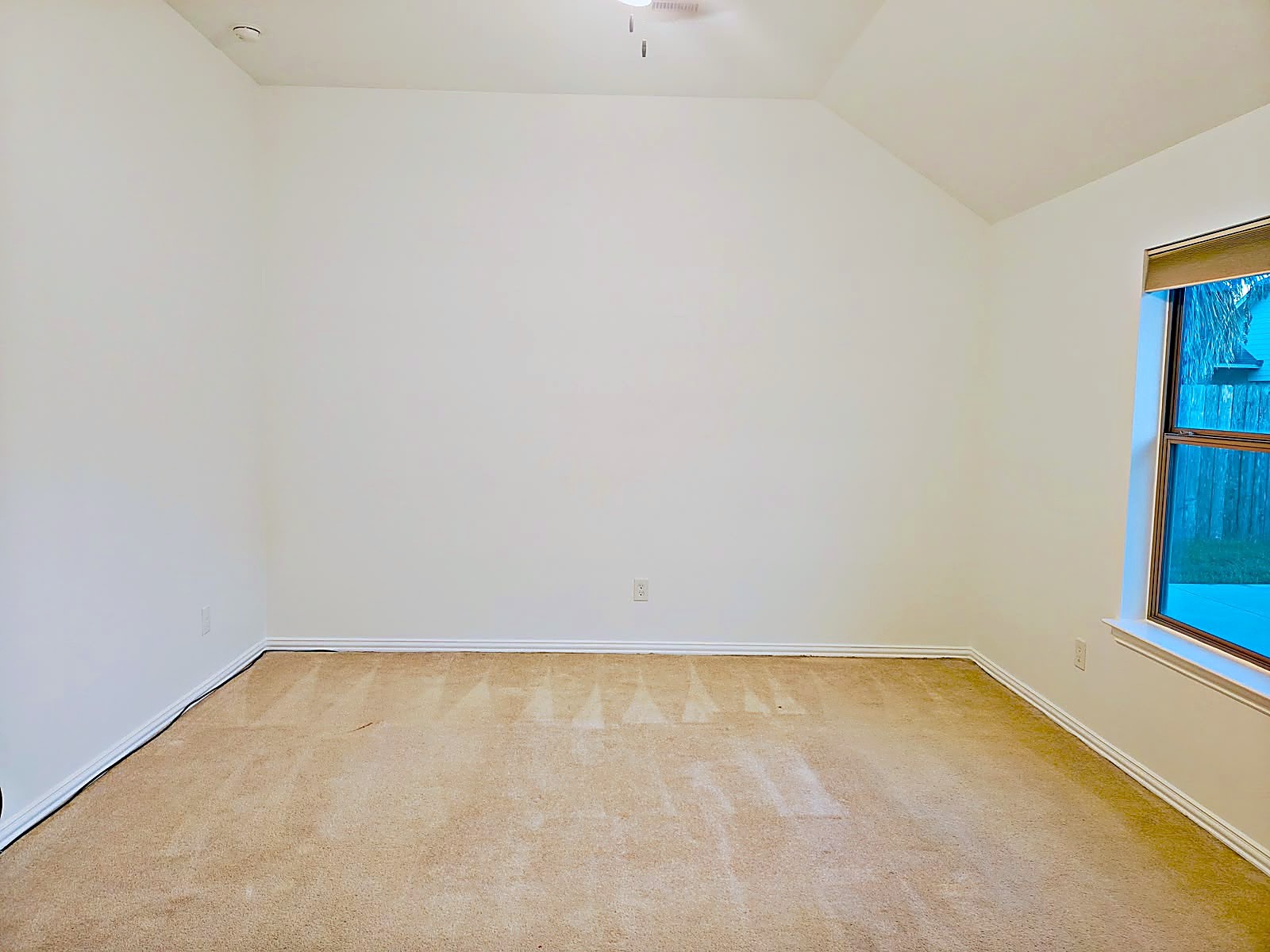 18515 Royal Mist Ln Property Photo 10
