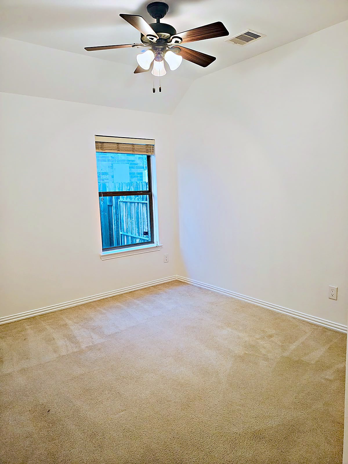 18515 Royal Mist Ln Property Photo 11
