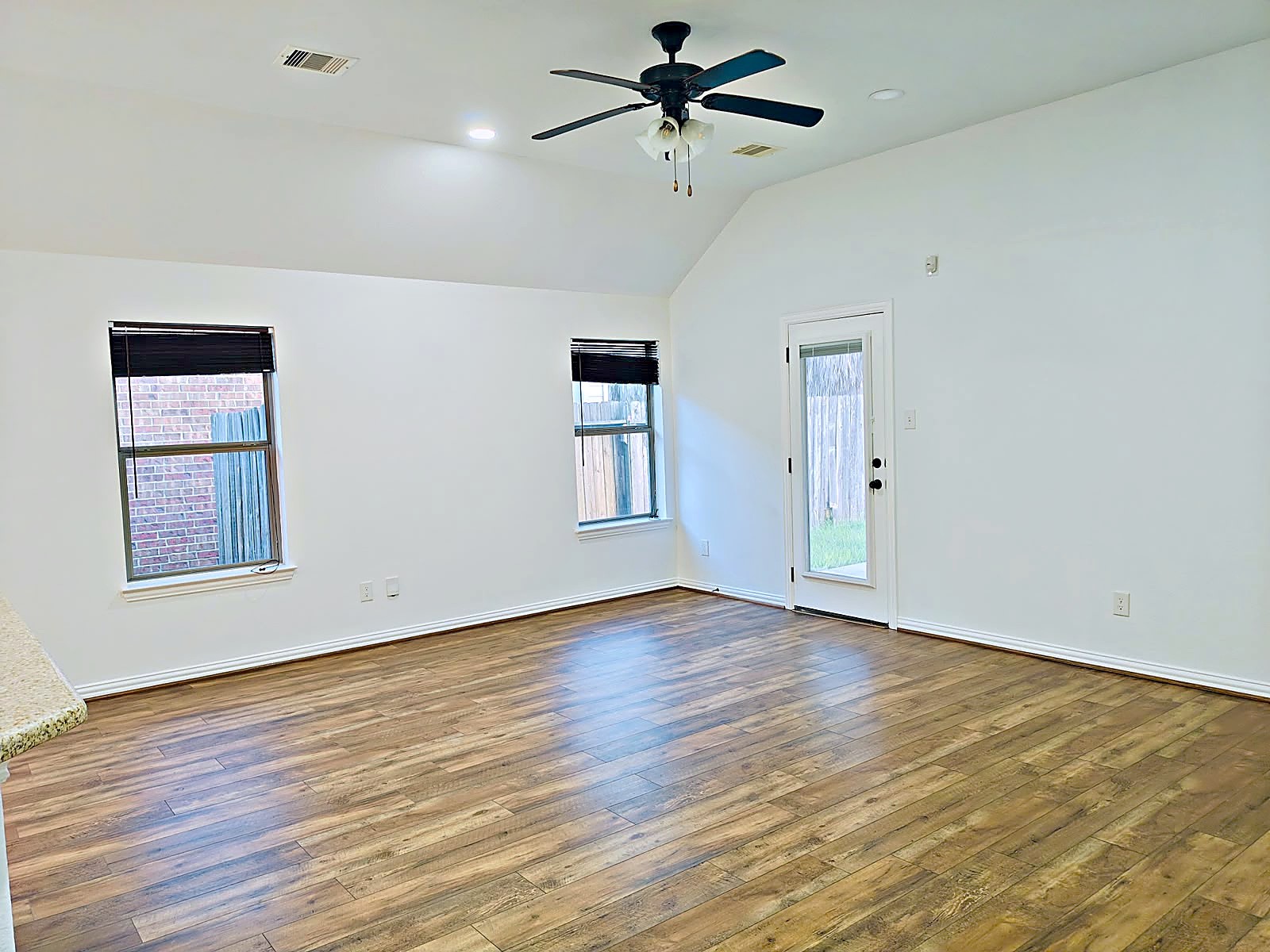 18515 Royal Mist Ln Property Photo 13