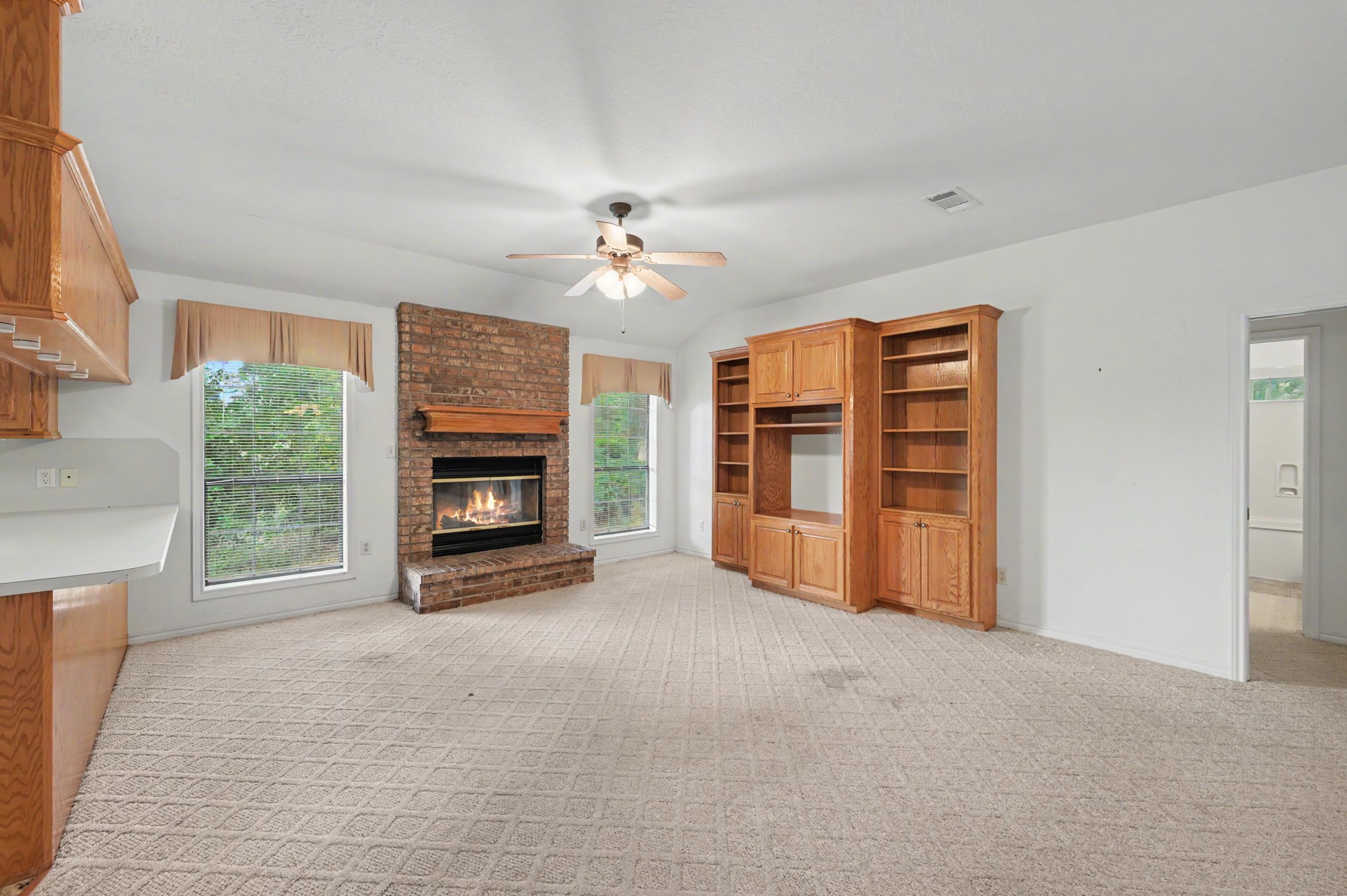 20 Shallow Springs Property Photo 7