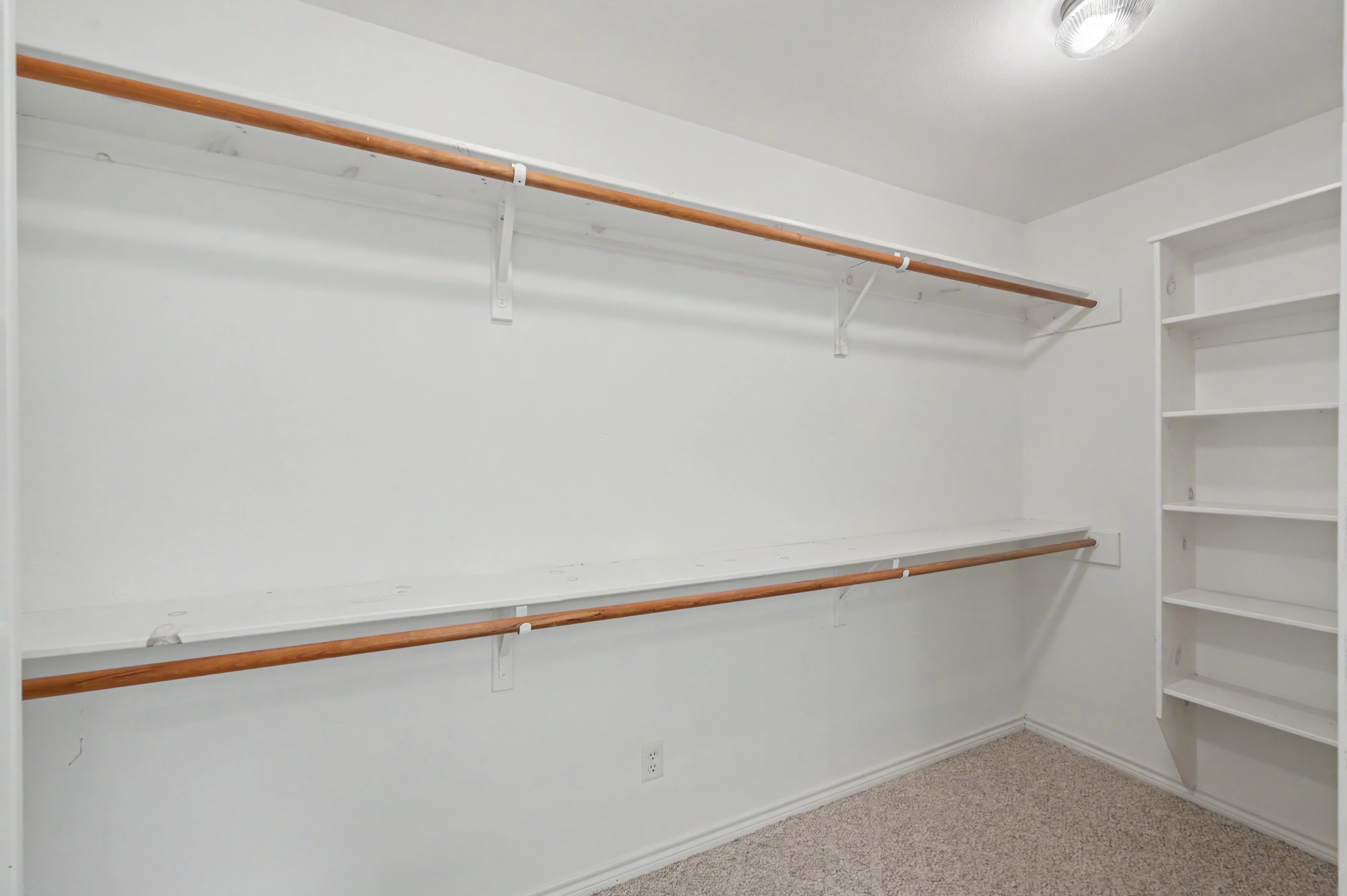 20 Shallow Springs Property Photo 24
