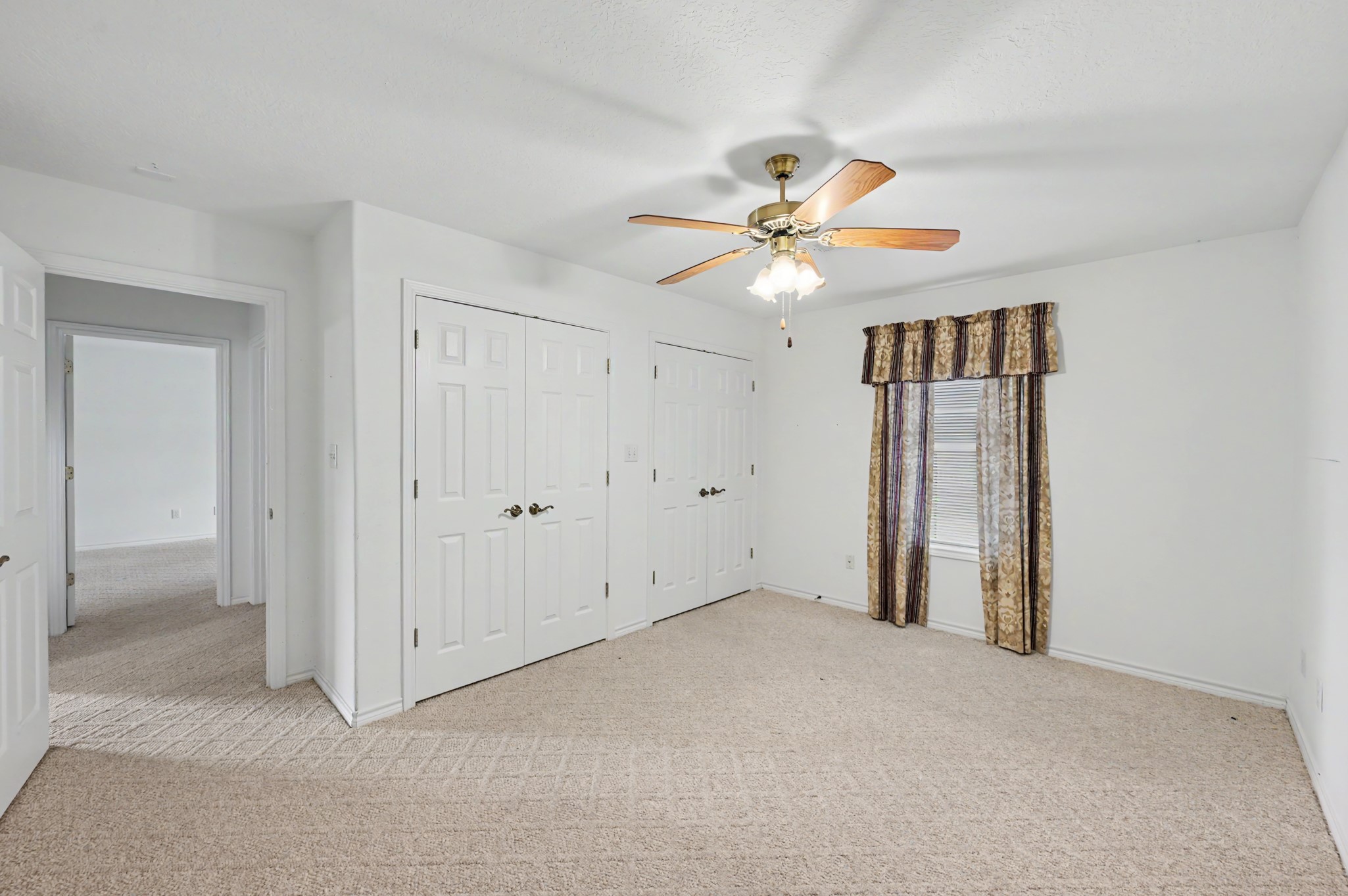 20 Shallow Springs Property Photo 28
