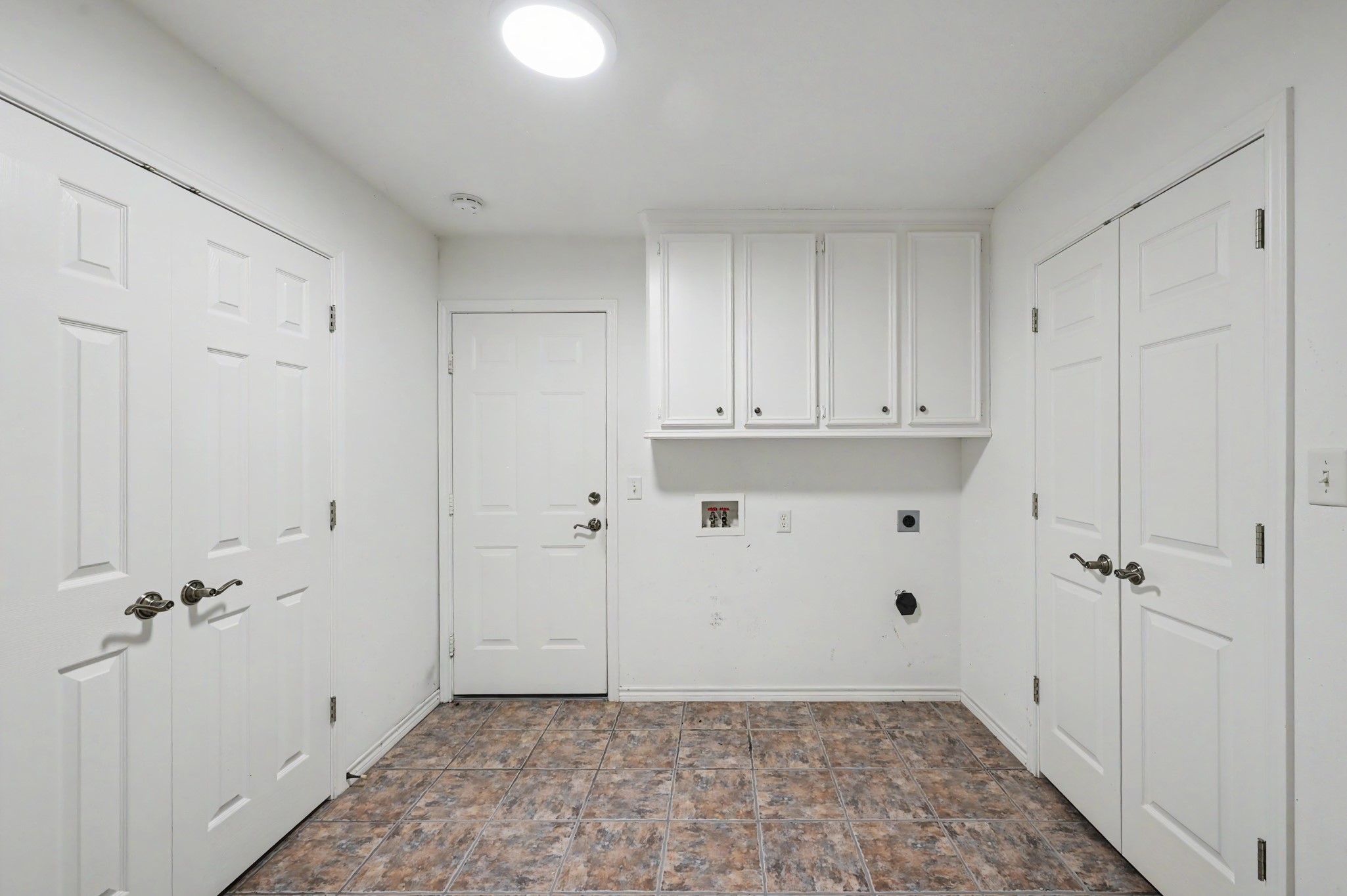 20 Shallow Springs Property Photo 29