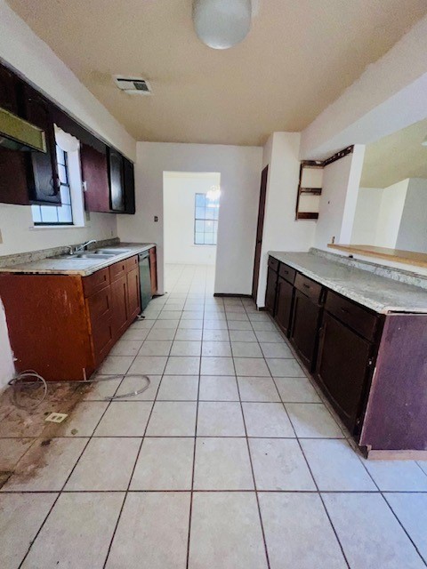 1917 Chapel Heights Drive Property Photo 5