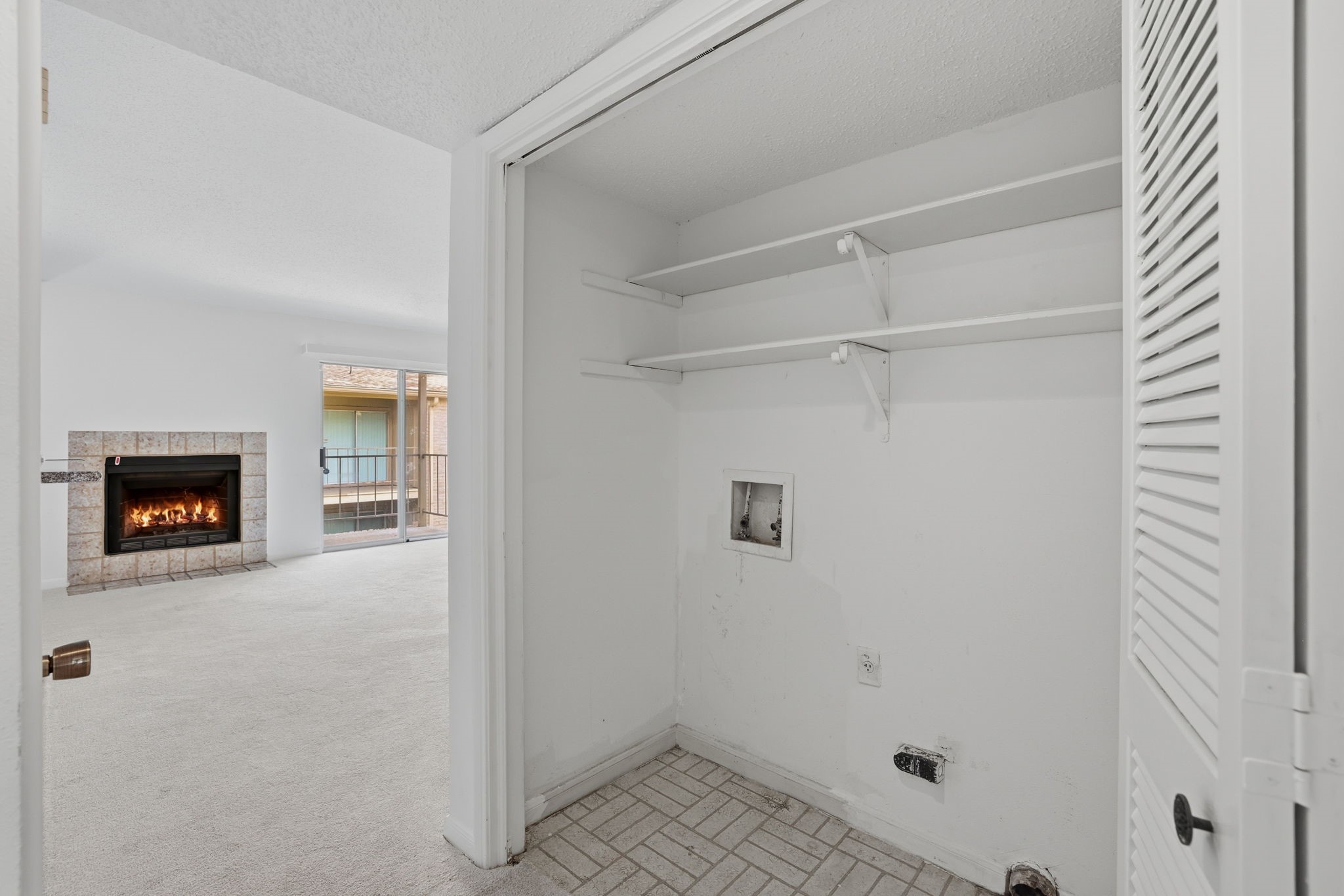 700 Thicket Lane 1006 Property Photo 13