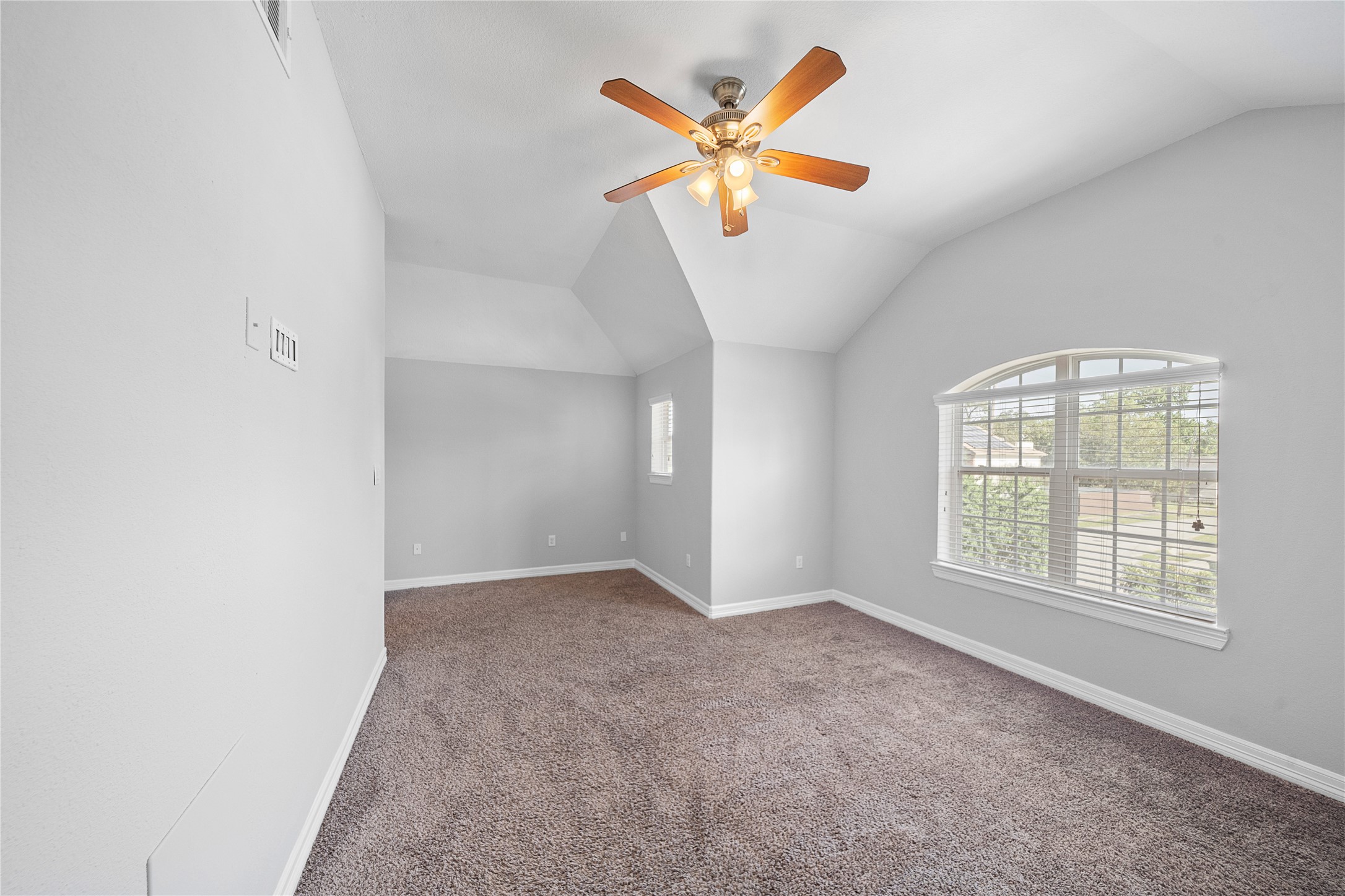 3002 Paige Street Property Photo 15