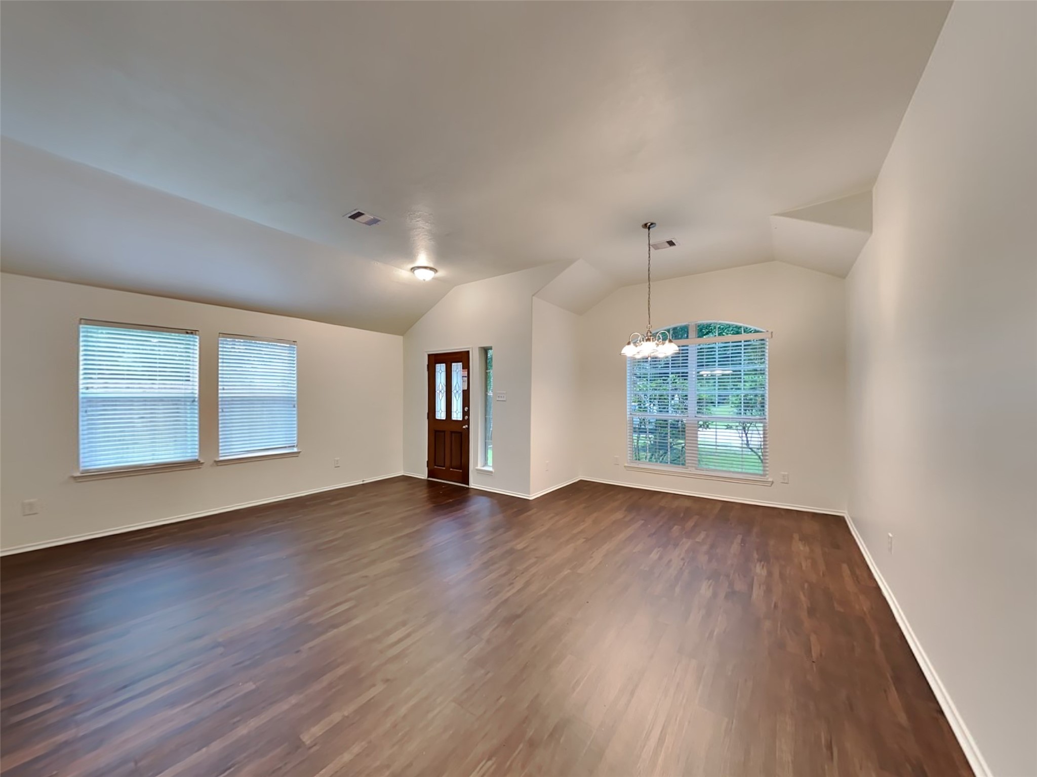 7702 Summerdale Drive Property Photo 5