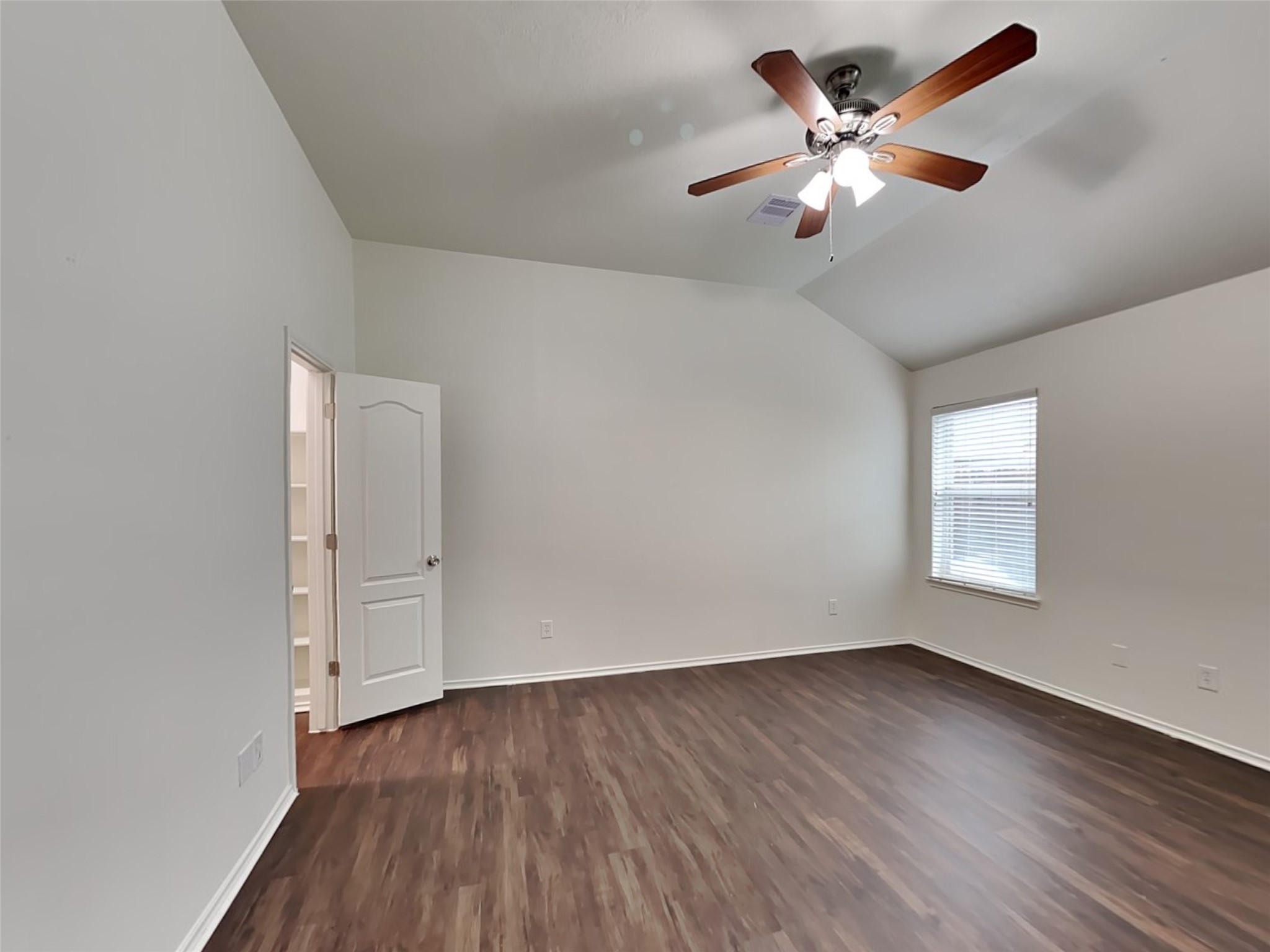 7702 Summerdale Drive Property Photo 7