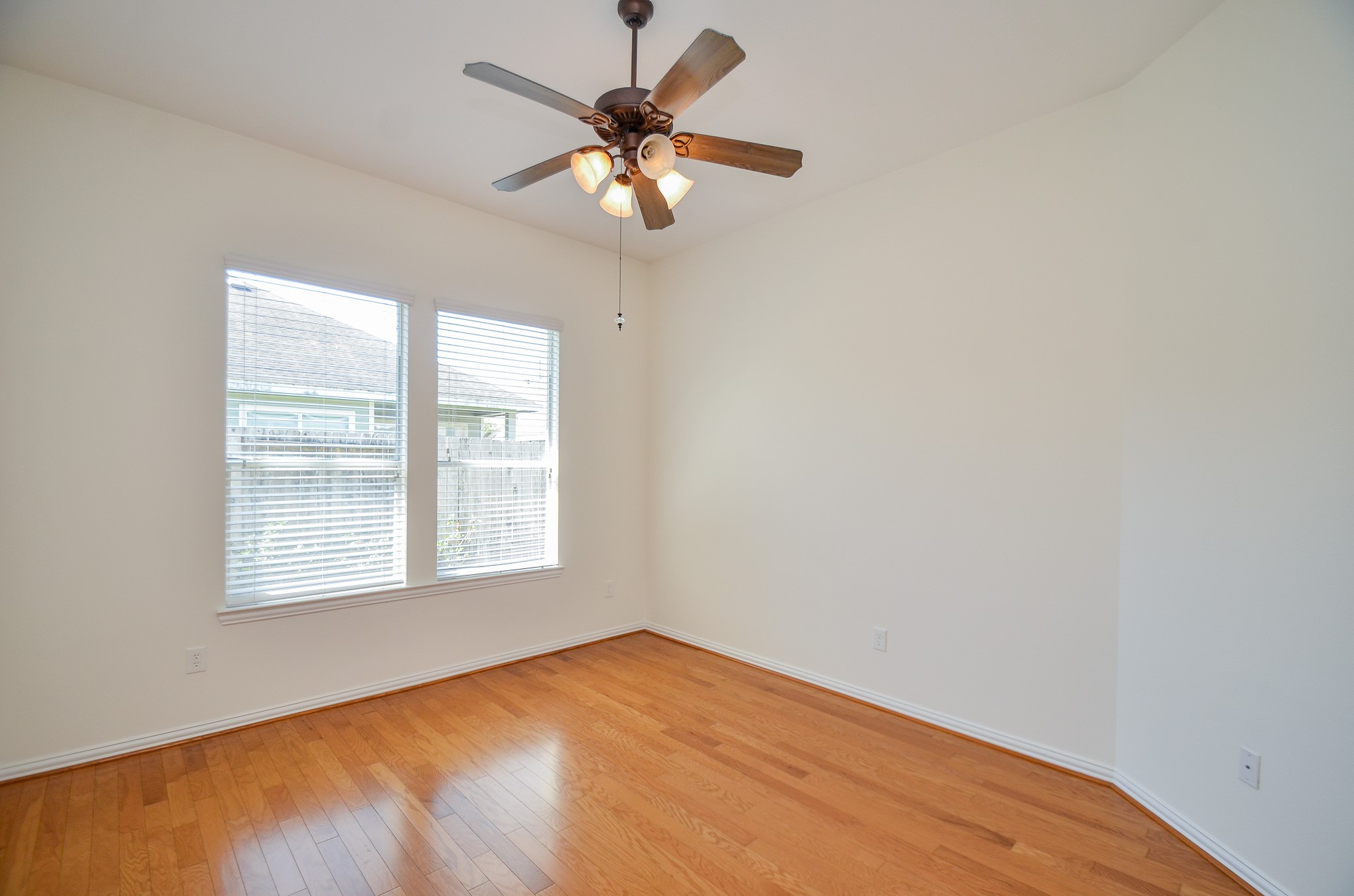 2926 Bright Sky Court Property Photo 16