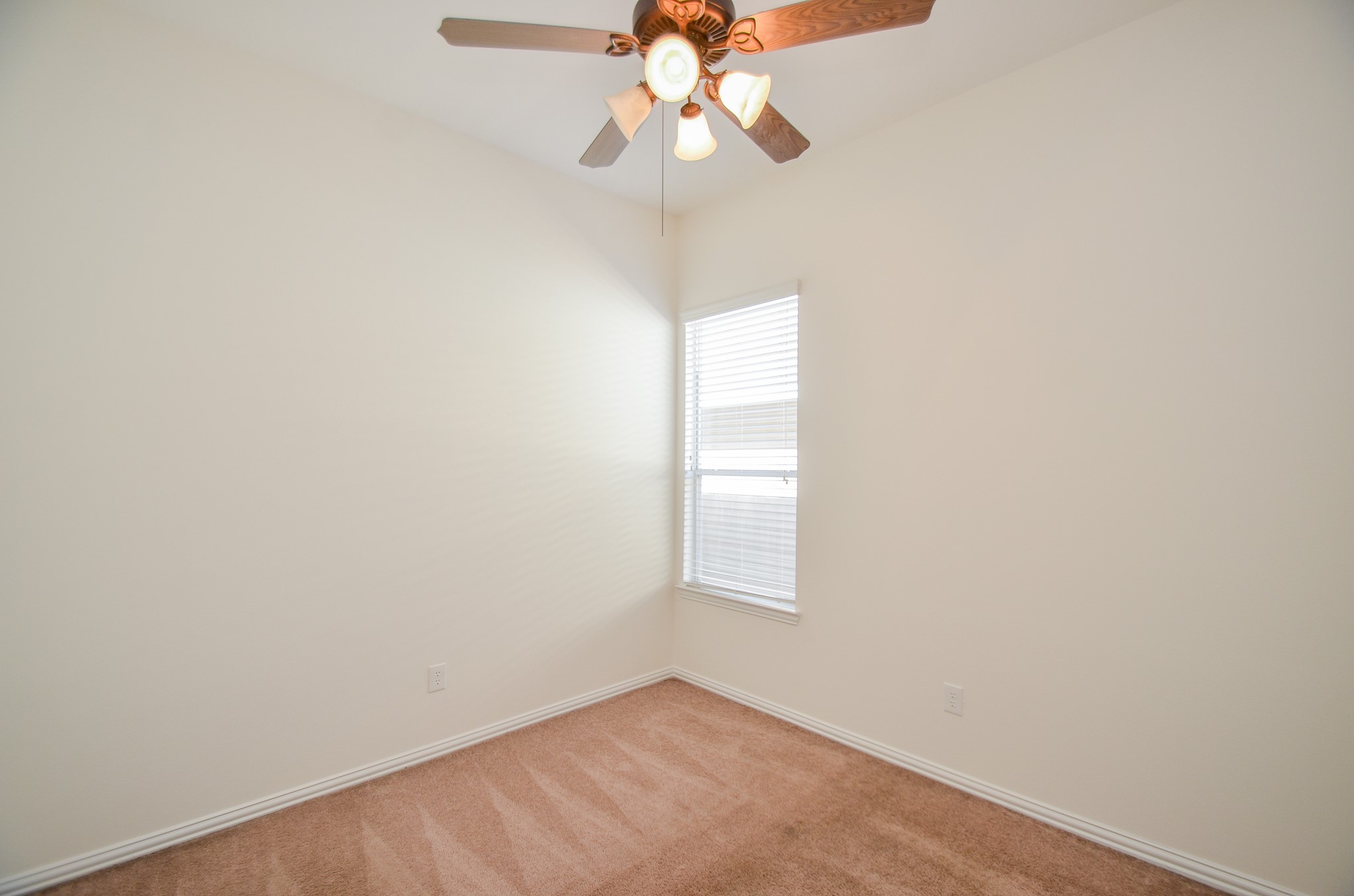 2926 Bright Sky Court Property Photo 26