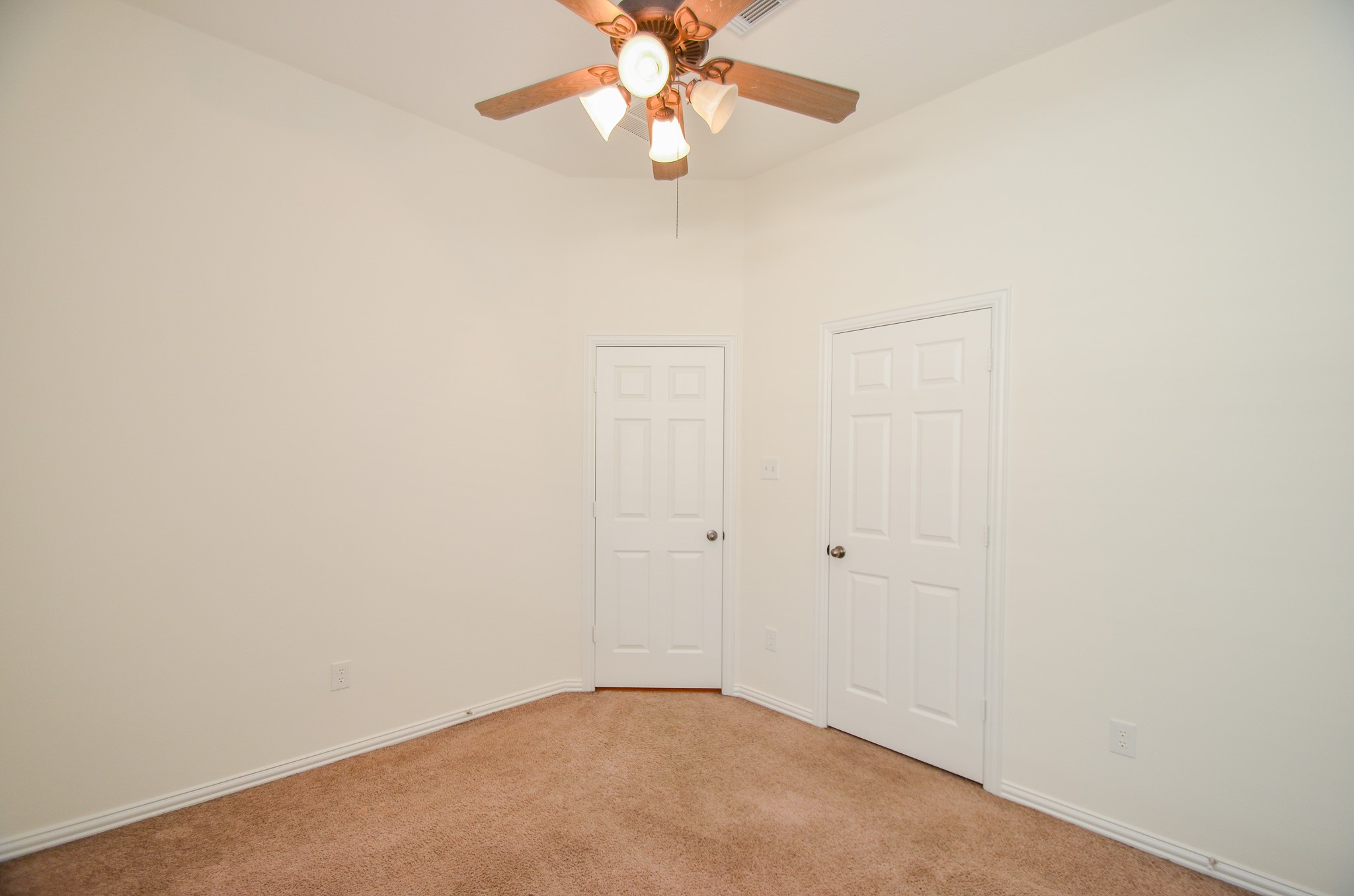2926 Bright Sky Court Property Photo 27