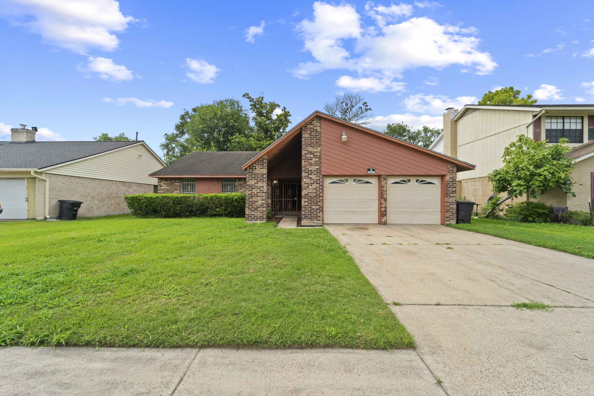 6603 Log Hollow Drive