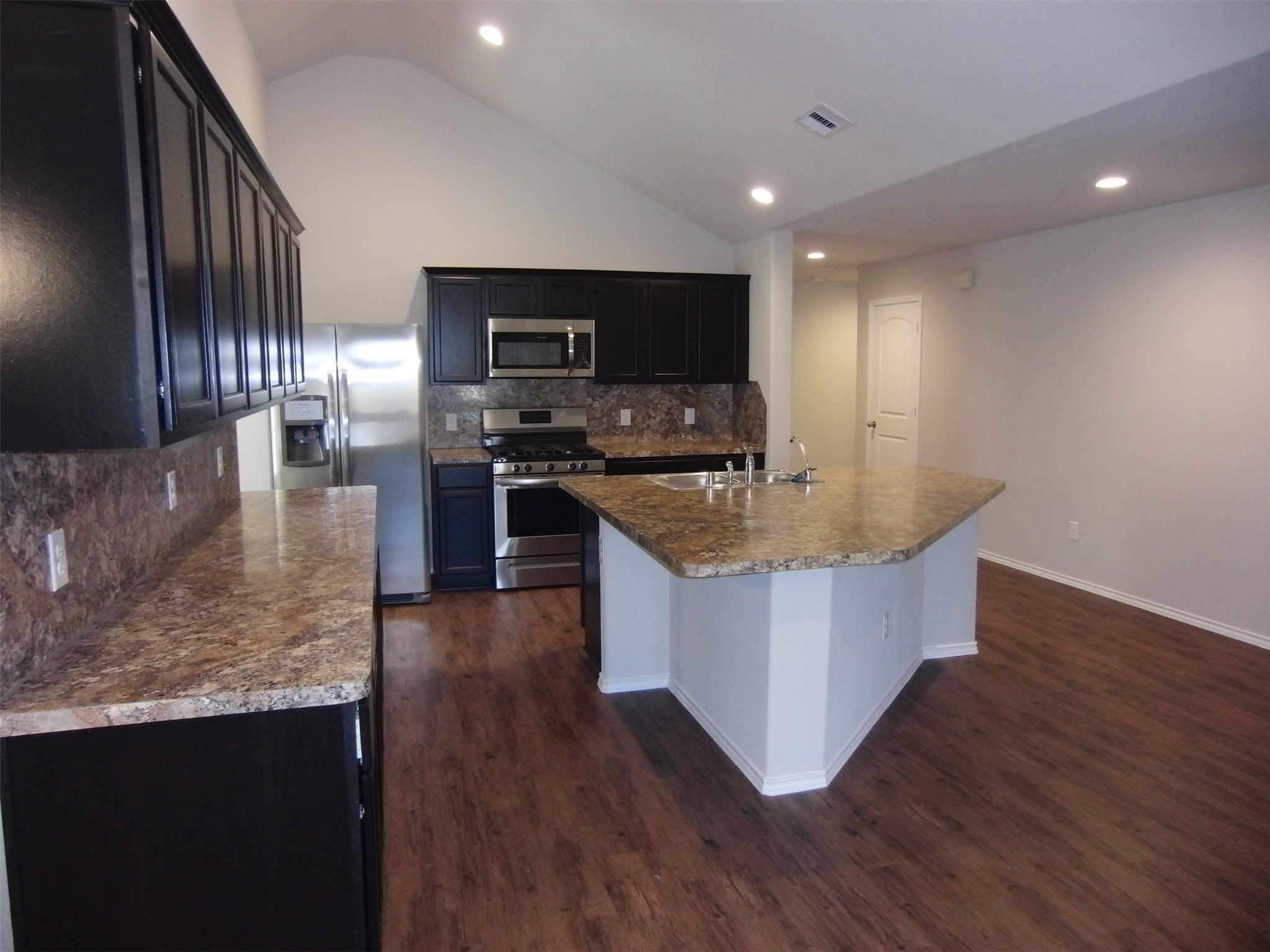 5522 Mesquite Oaks Trail Property Photo 8