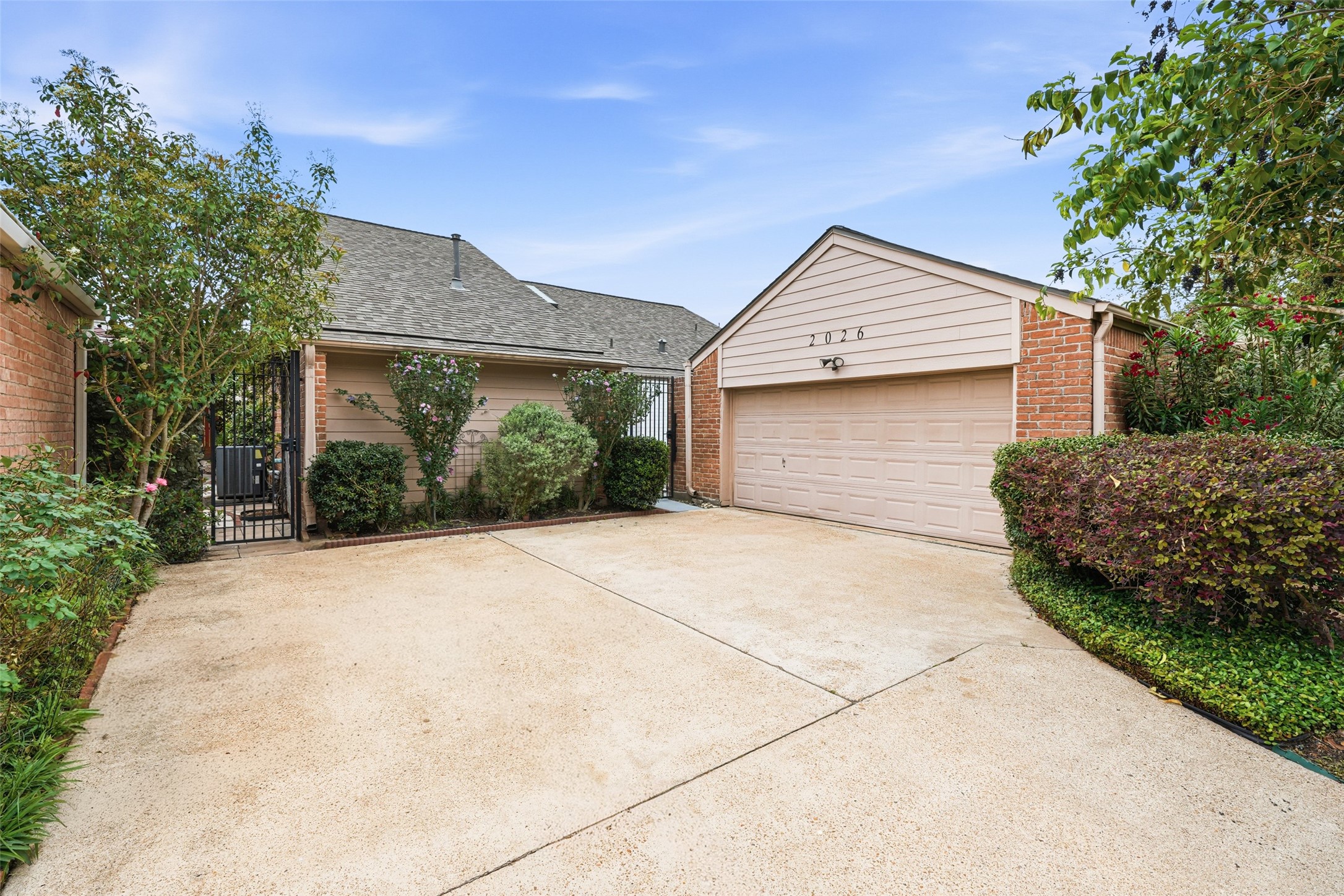 2026 Ashford Hollow Lane Property Photo 39