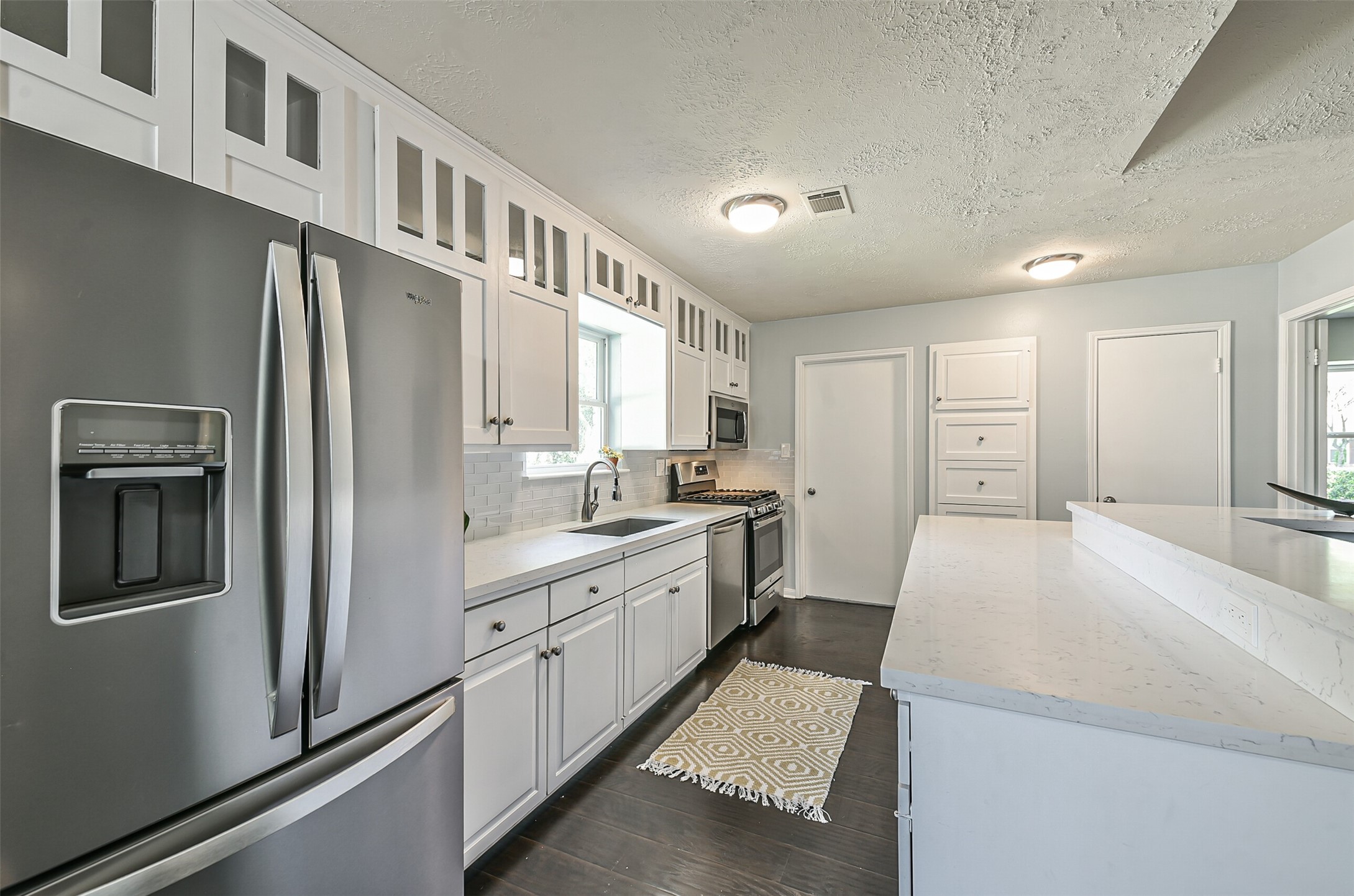 863 Seamaster Drive Property Photo 11