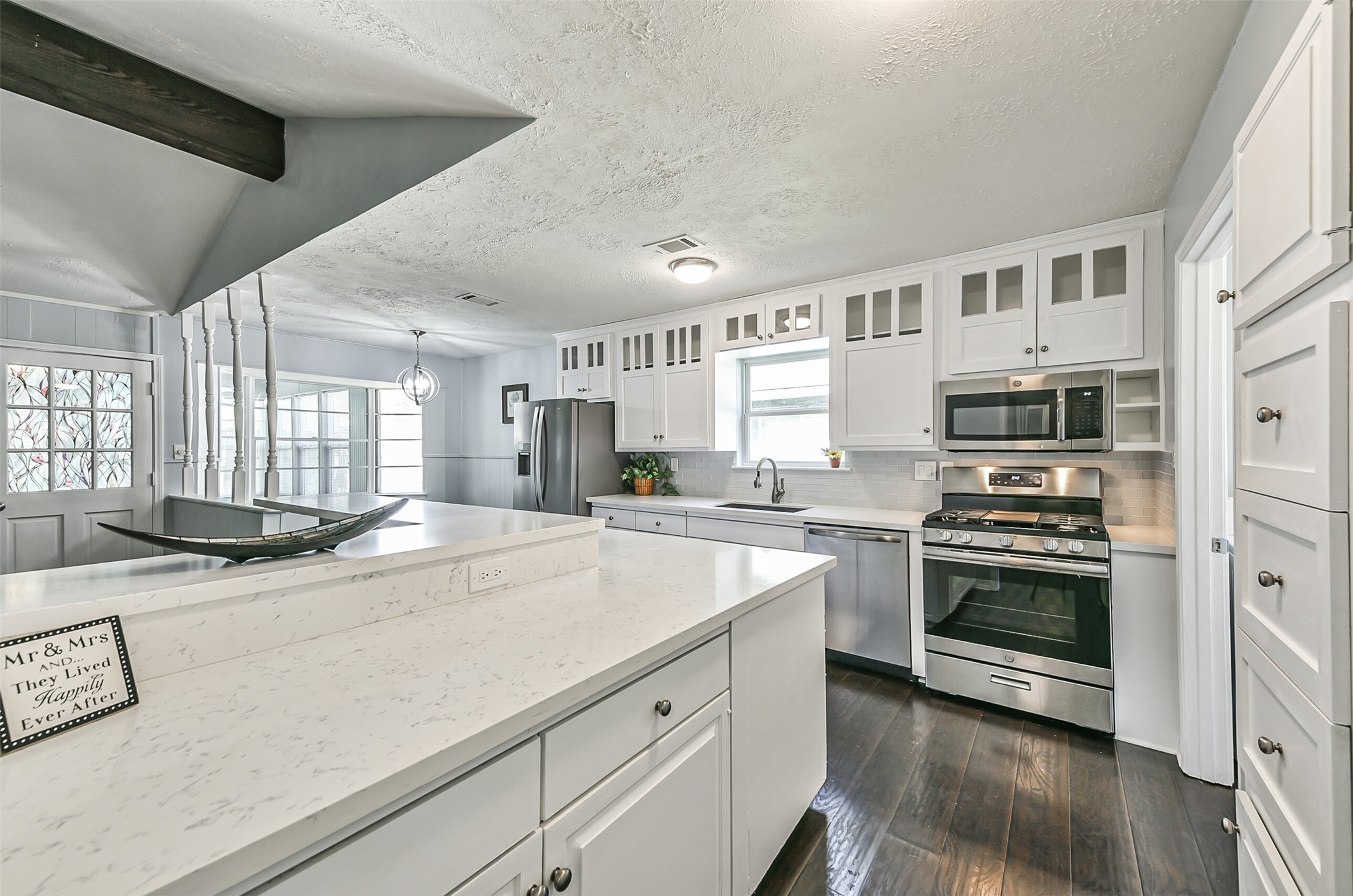 863 Seamaster Drive Property Photo 18