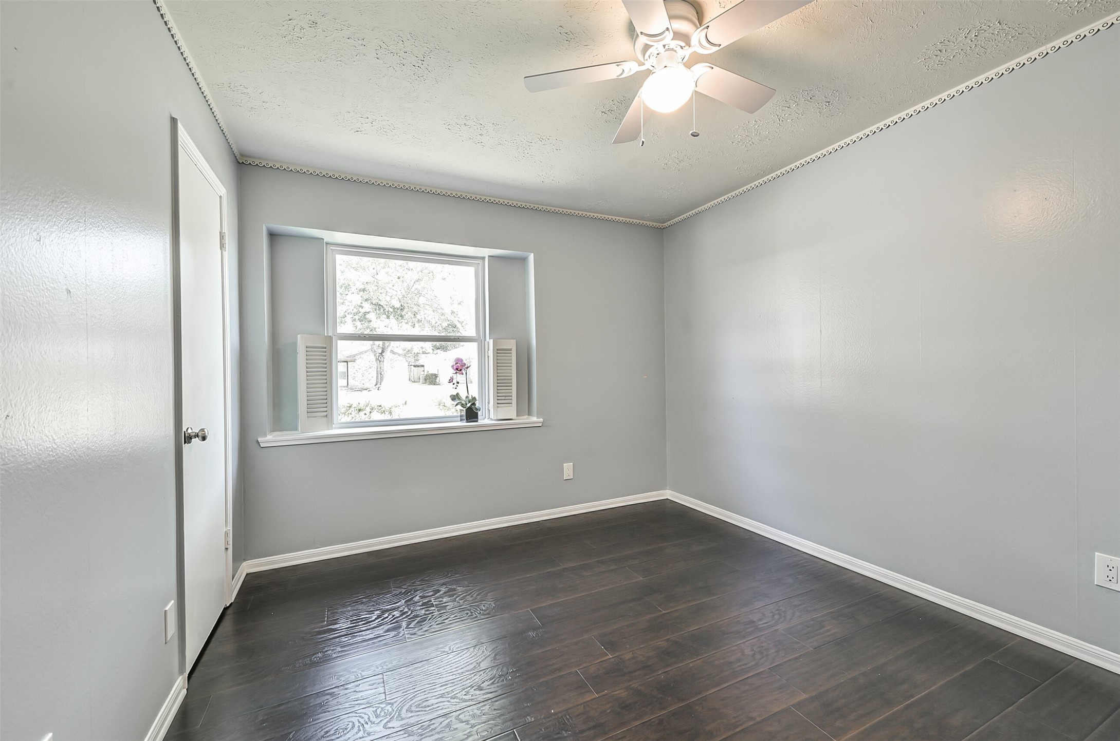 863 Seamaster Drive Property Photo 31